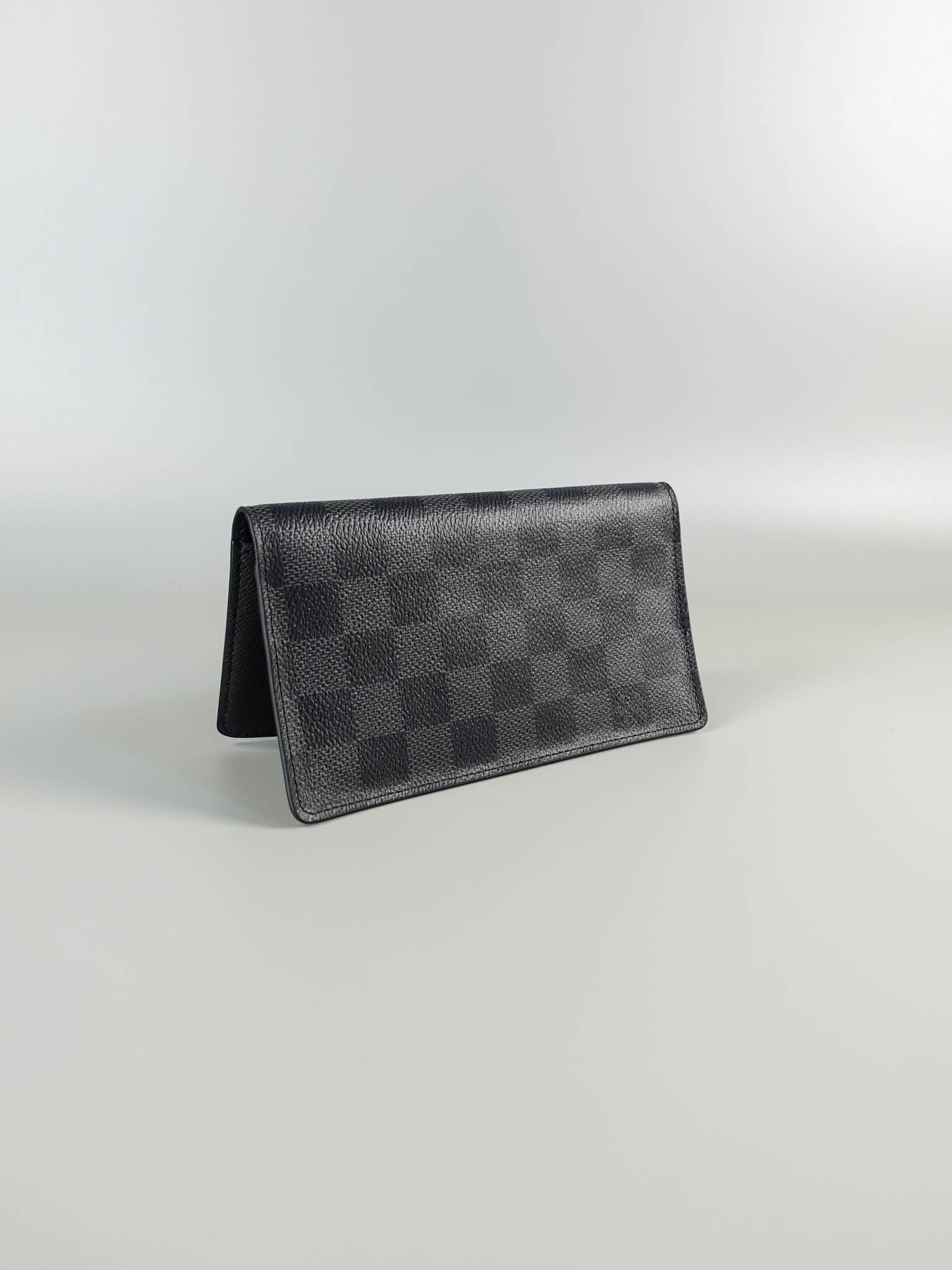 Agenda Long Bi-fold Men’s Wallet in Damier Graphite (Microchip) | Purse Maison Luxury Bags Shop