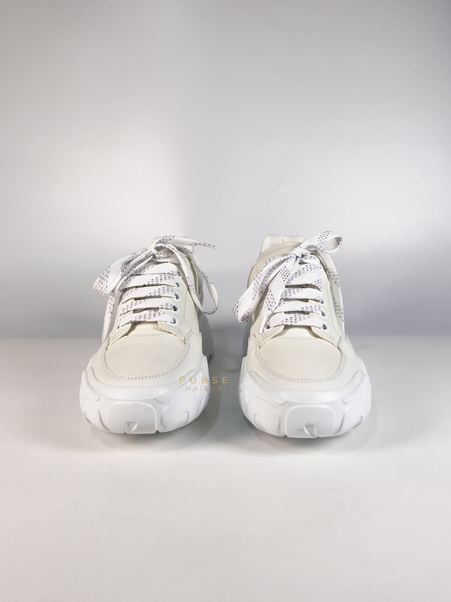 New Court Lace Up Shoes in White for Women Size 39 EU (24.5 cm) | Purse Maison Luxury Bags Shop