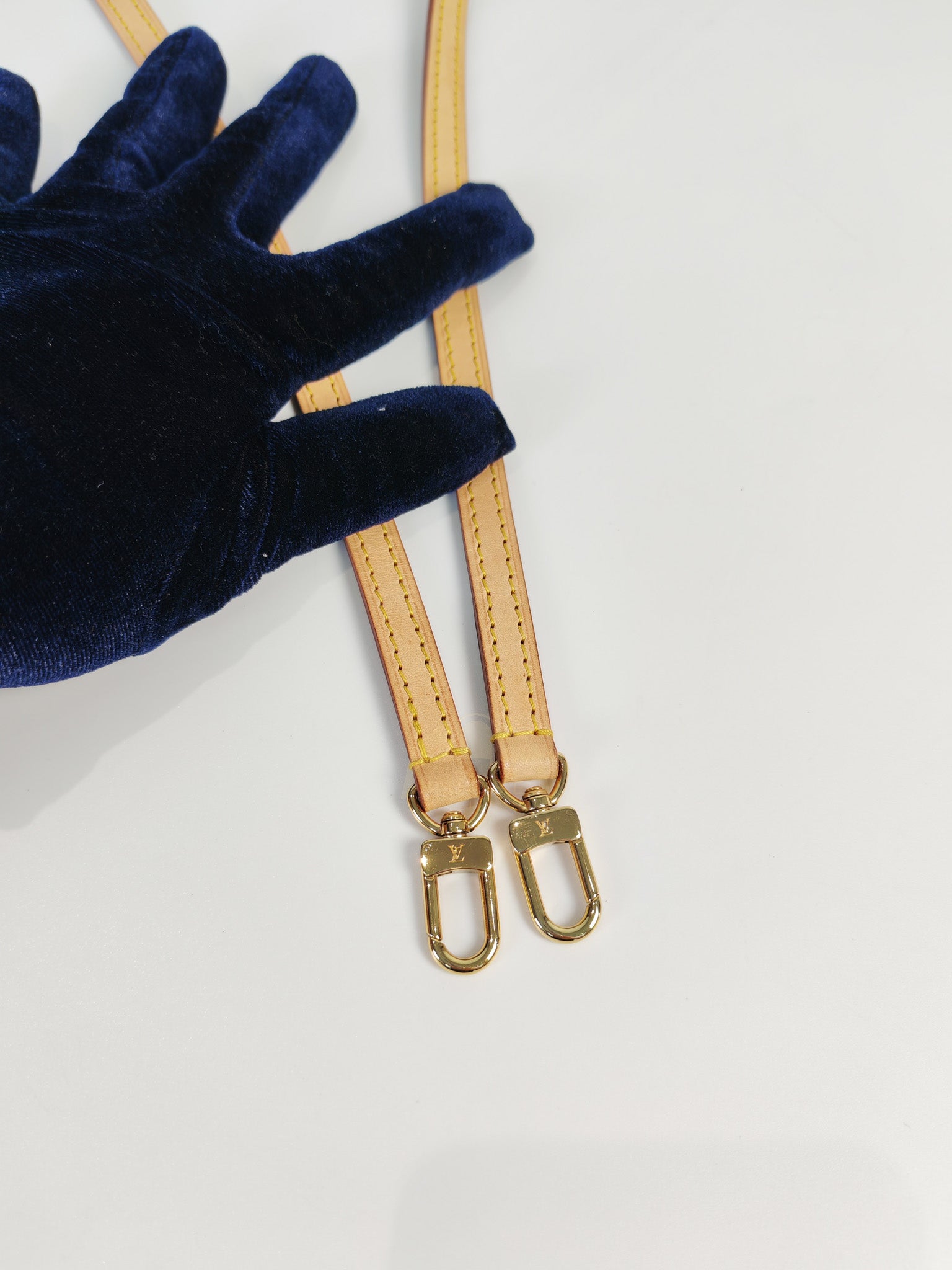 Alma BB in Monogram Canvas (Date code: Microchip) | Purse Maison Luxury Bags Shop