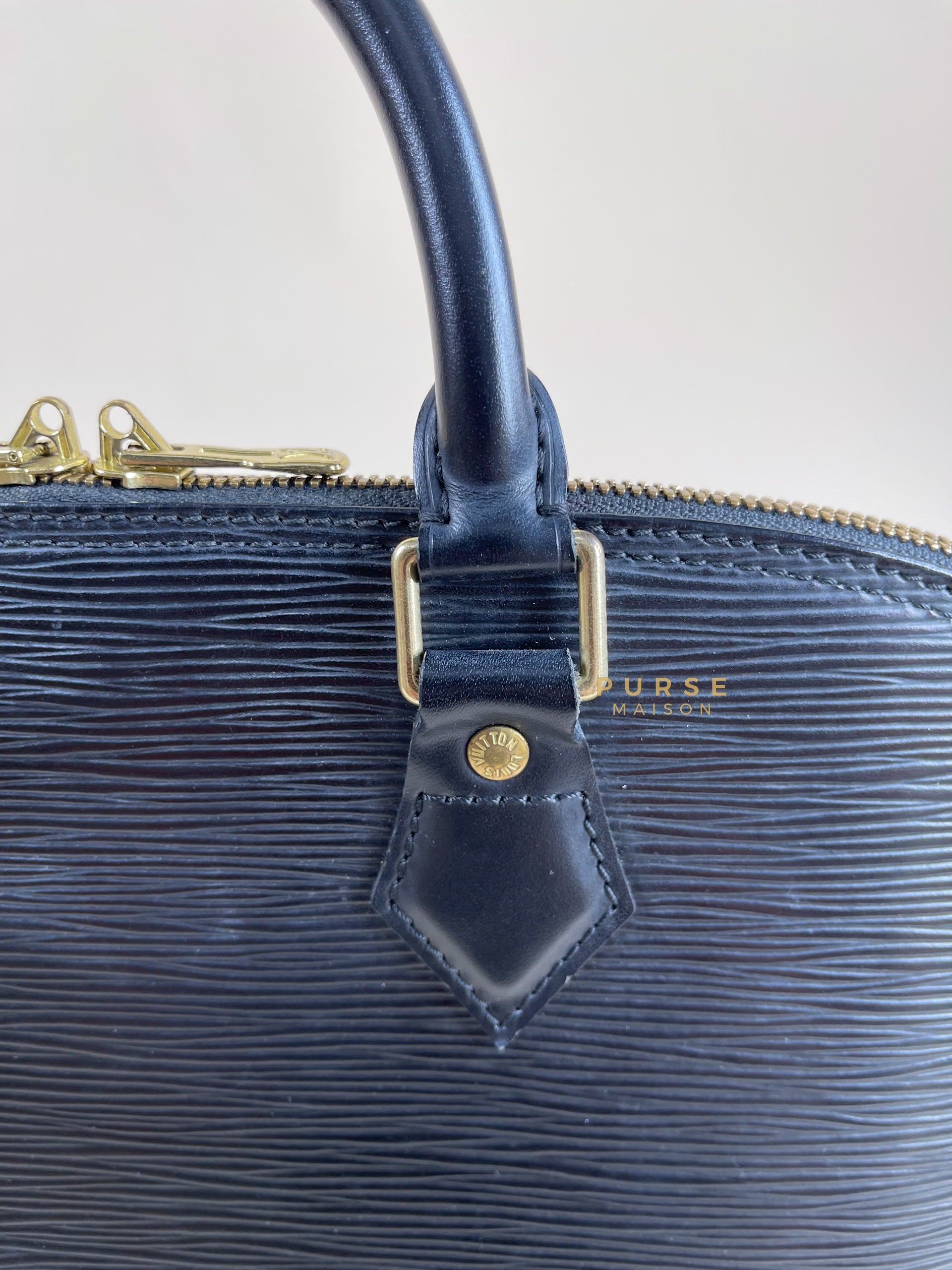 Alma PM Black Epi Leather (Date Code: MI0919) | Purse Maison Luxury Bags Shop