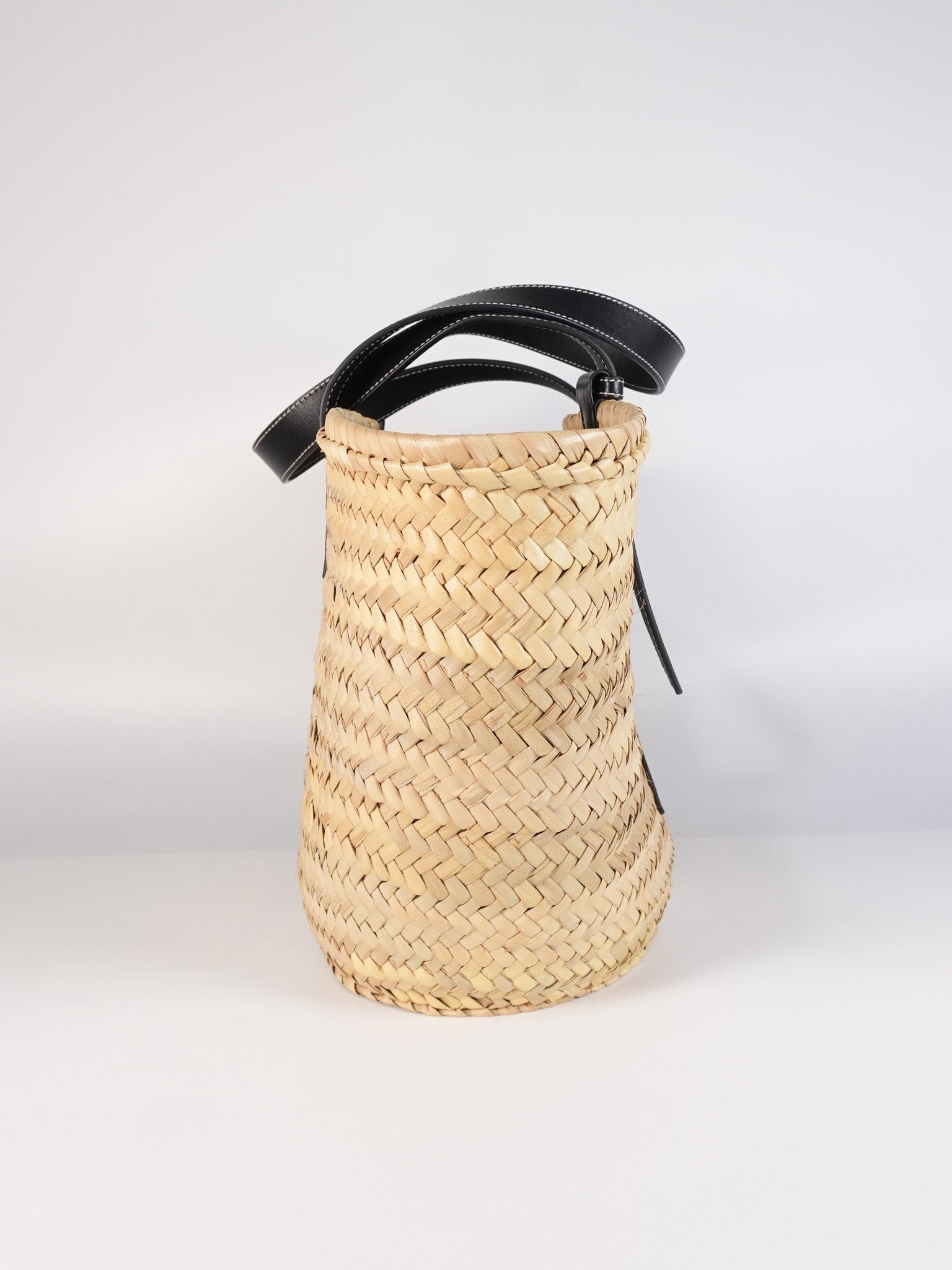 Anagram Woven Raffia Basket Bag & Black Leather | Purse Maison Luxury Bags Shop