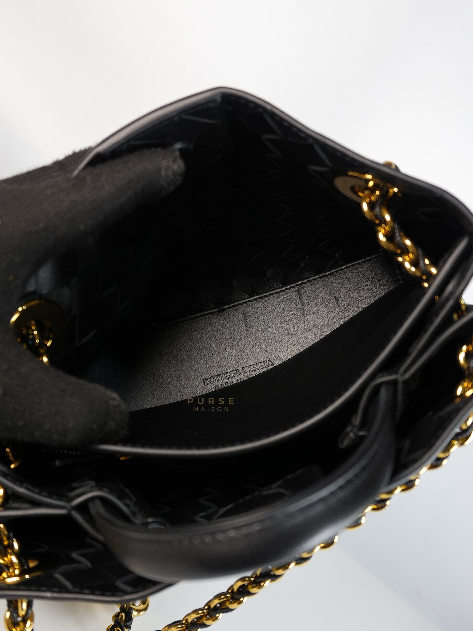 Andiamo in Small Black Intrecciato Leather | Purse Maison Luxury Bags Shop