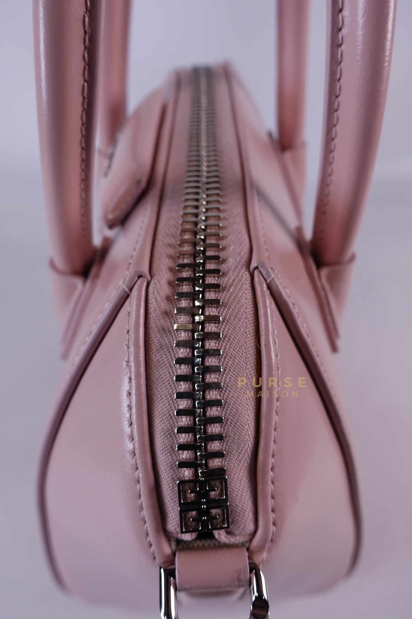 Antigona Chito Mini in Pink Shiny Calfskin Leather | Purse Maison Luxury Bags Shop