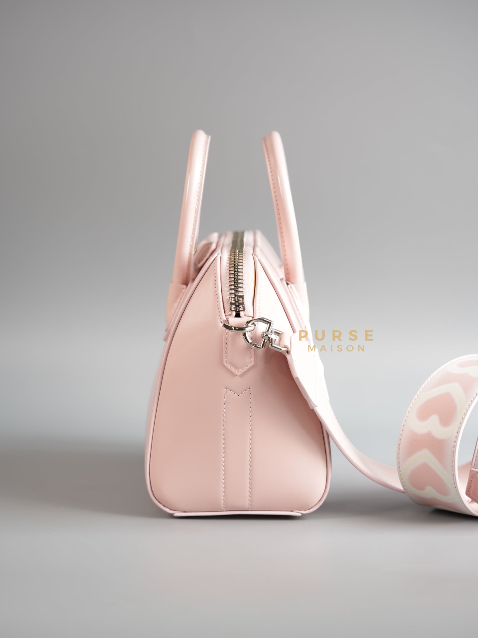 Antigona Chito Mini in Pink Shiny Calfskin Leather | Purse Maison Luxury Bags Shop