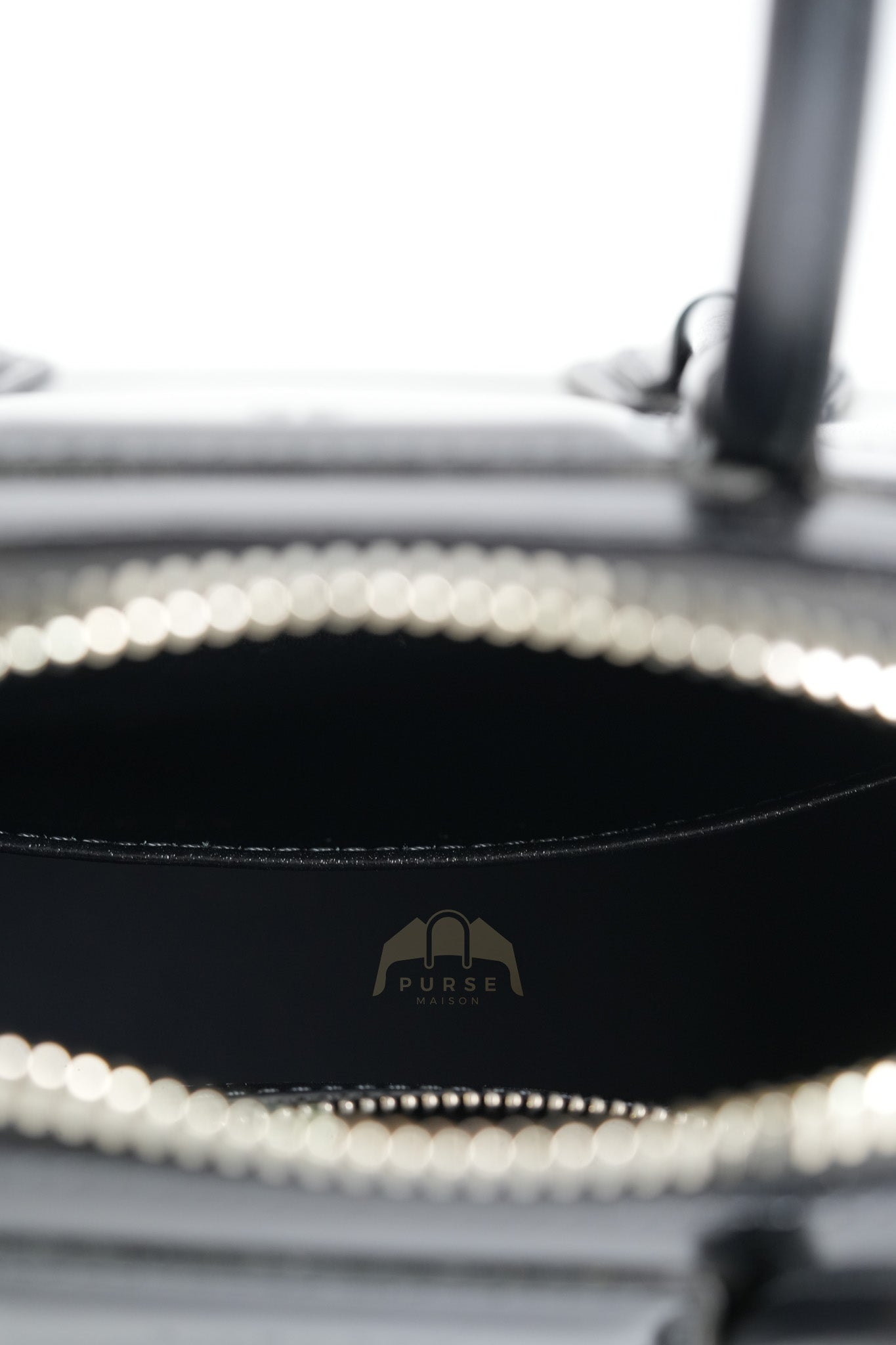 Antigona Lock Mini Handbag in Black Smooth Shiny Calfskin Leather | Purse Maison Luxury Bags Shop