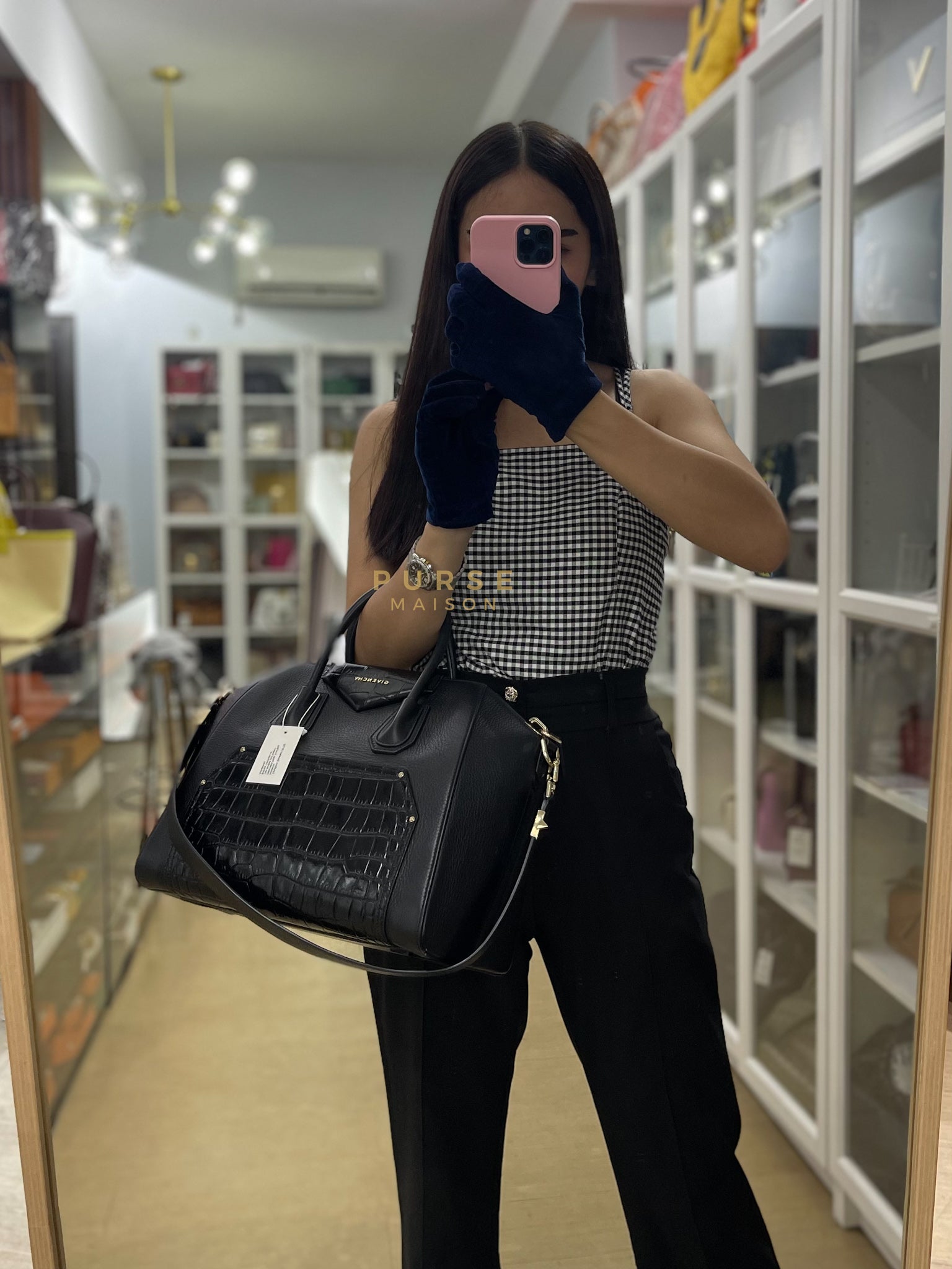 Antigona Medium Bag in Black Crocodile Embosed Calfskin Leather | Purse Maison Luxury Bags Shop