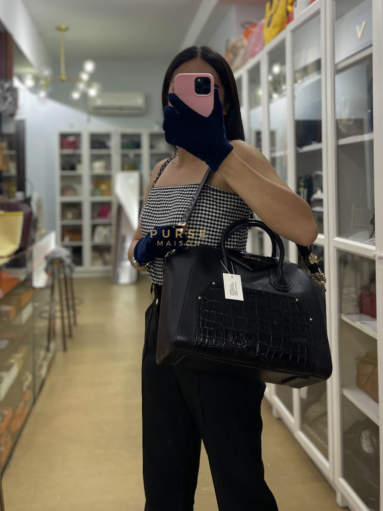 Antigona Medium Bag in Black Crocodile Embosed Calfskin Leather | Purse Maison Luxury Bags Shop