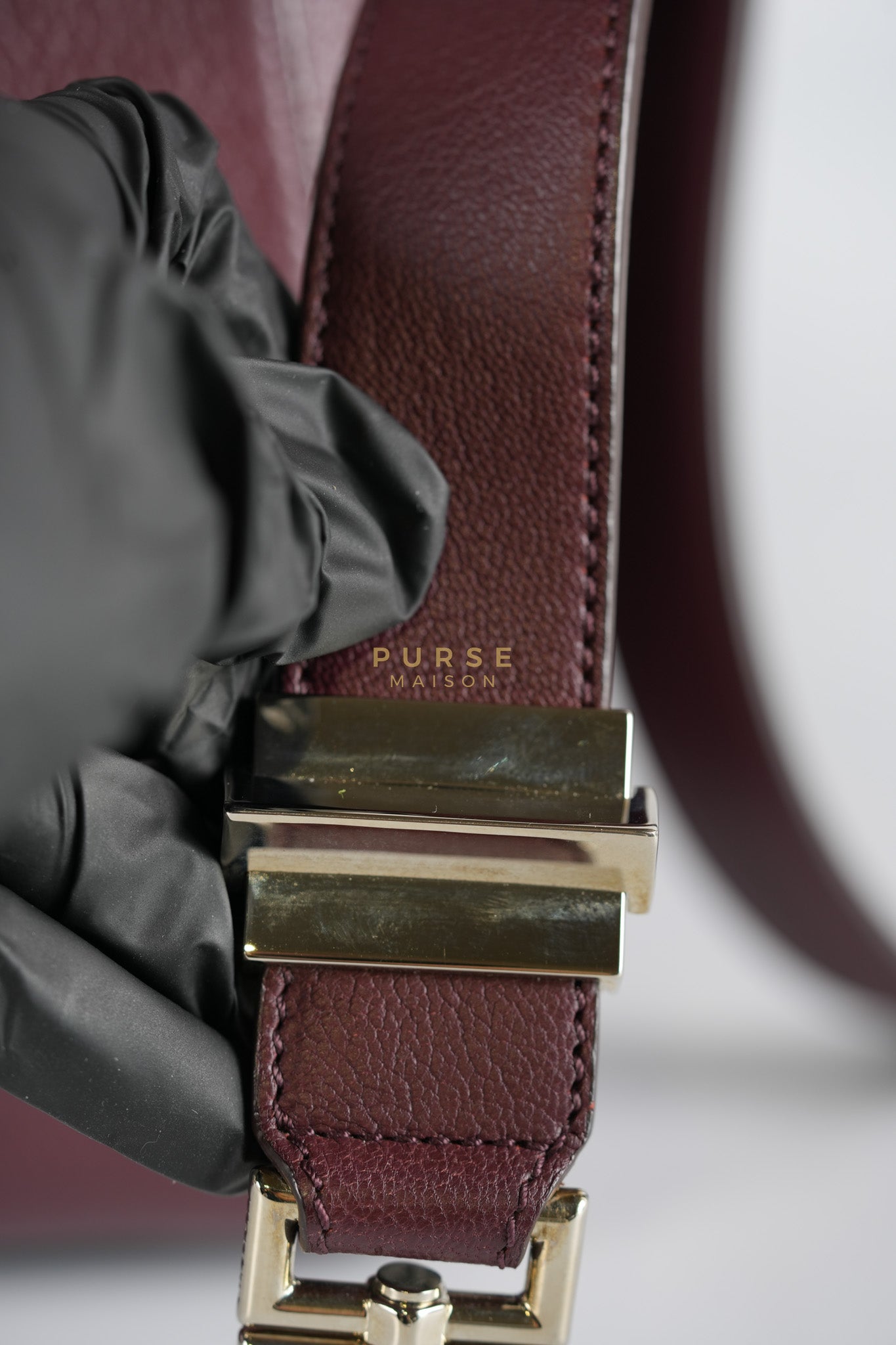 Antigona Medium Bag in Burgundy Goatskin Leather | Purse Maison Luxury Bags Shop