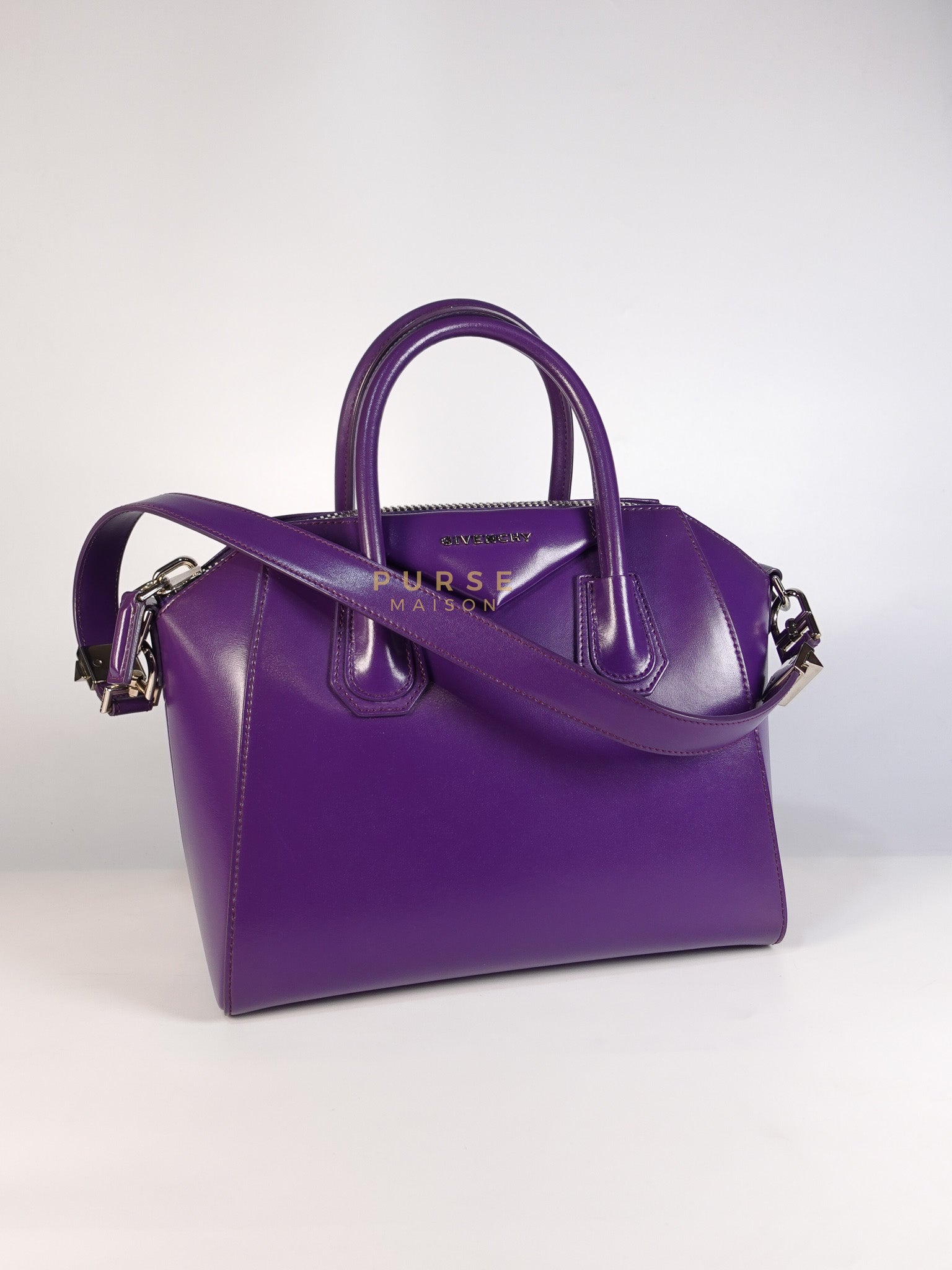 Antigona Medium Bag in Purple Shade Calfskin Leather & Silver Hardware | Purse Maison Luxury Bags Shop