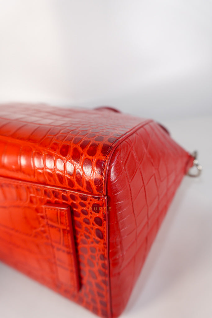 Antigona Medium in Red Crocodile Leather Silver Hardware | Purse Maison Luxury Bags Shop