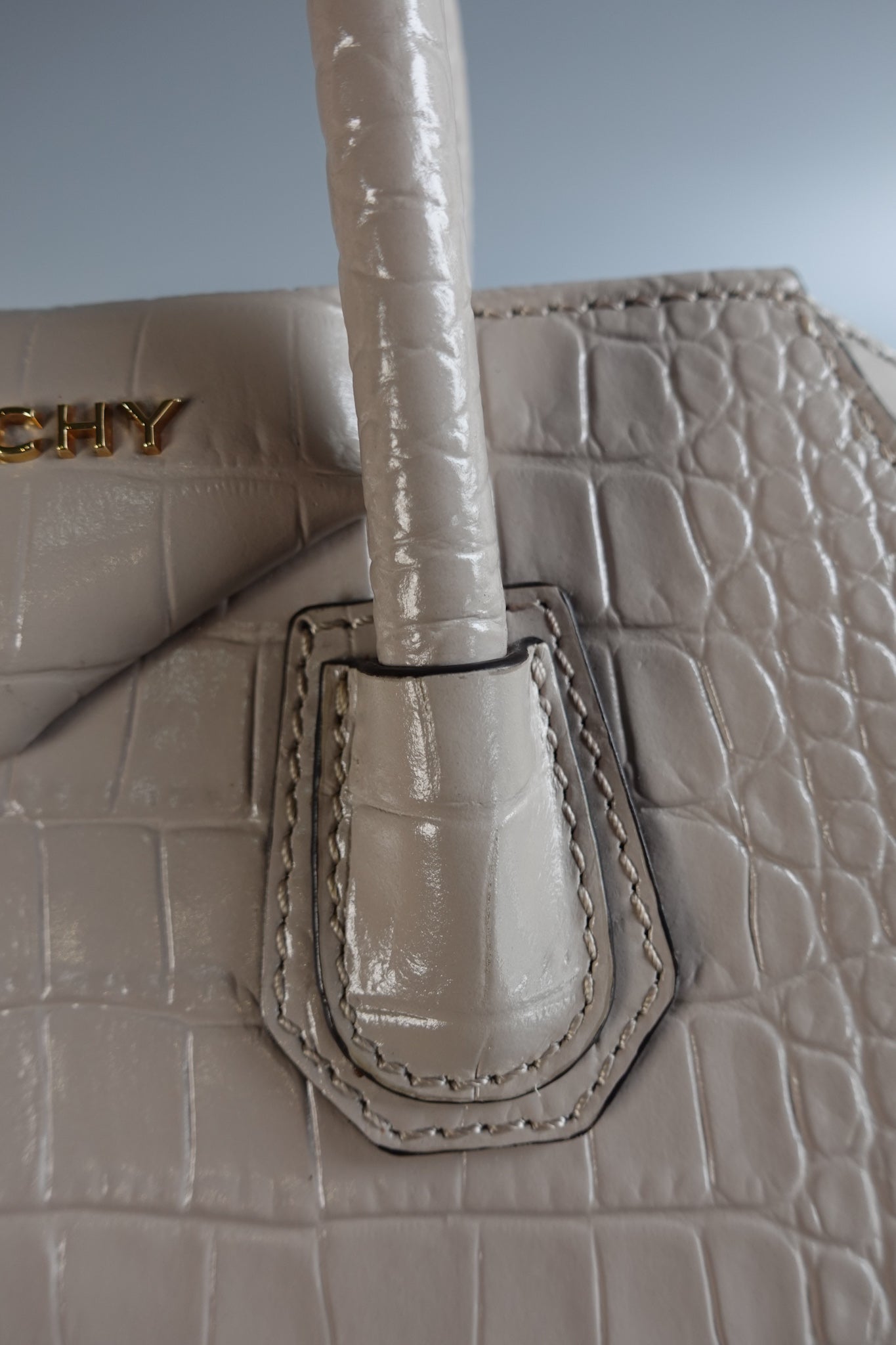 Antigona Mini Dune Crocodile Embossed Calfskin Leather | Purse Maison Luxury Bags Shop