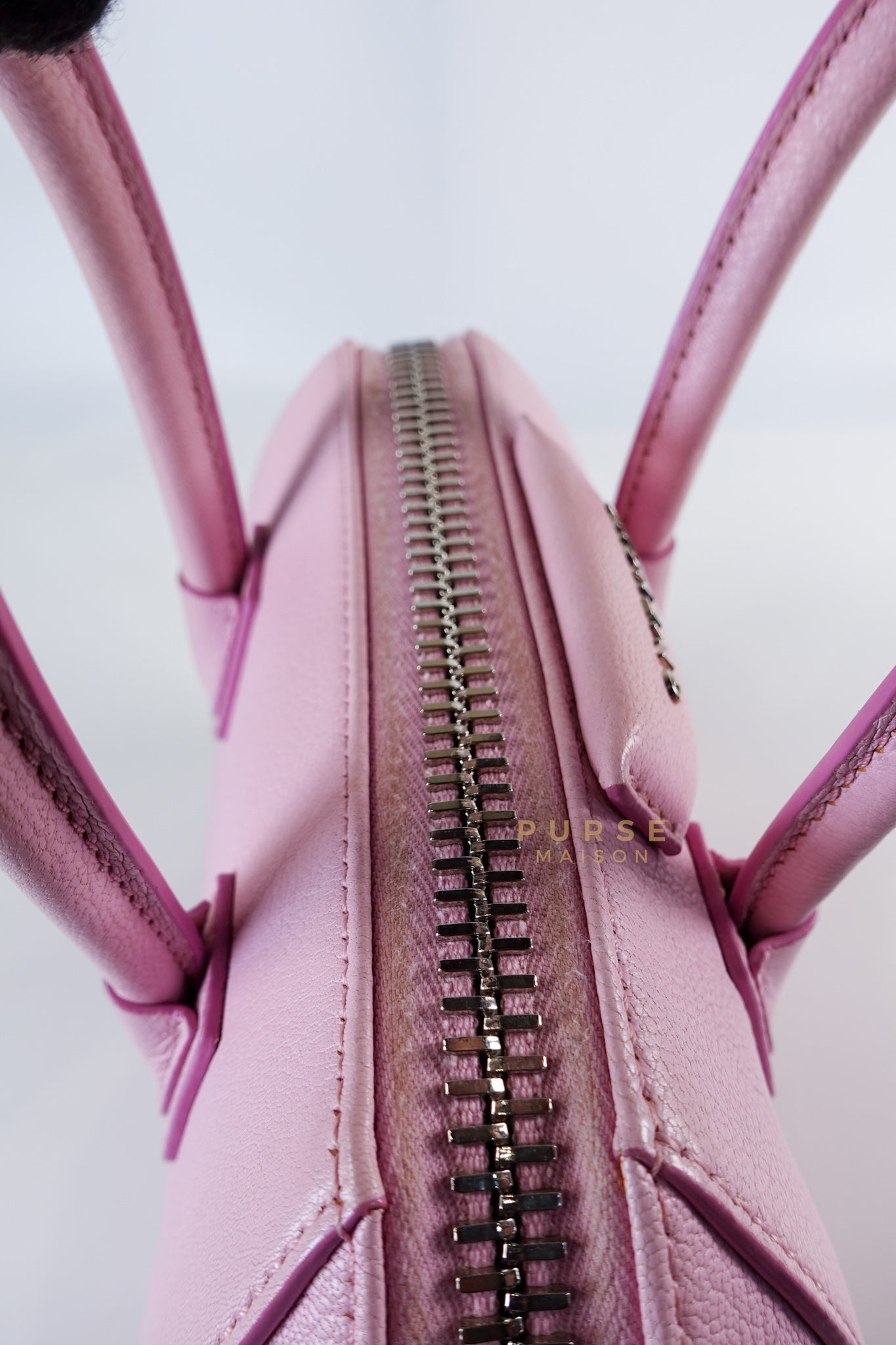 Antigona Mini in Pink Goatskin Leather | Purse Maison Luxury Bags Shop