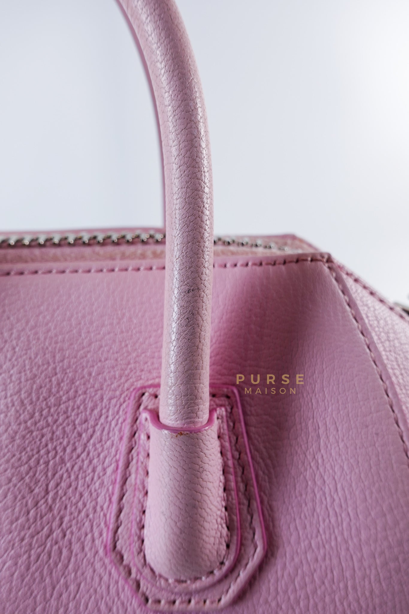 Antigona Mini in Pink Goatskin Leather | Purse Maison Luxury Bags Shop