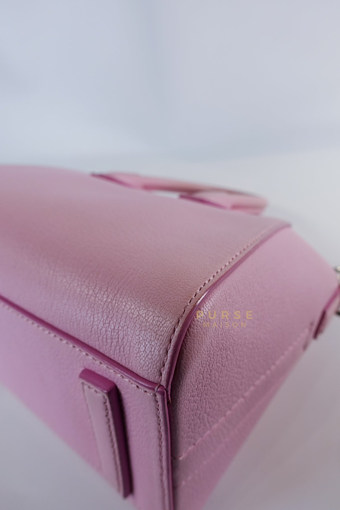 Antigona Mini in Pink Goatskin Leather | Purse Maison Luxury Bags Shop