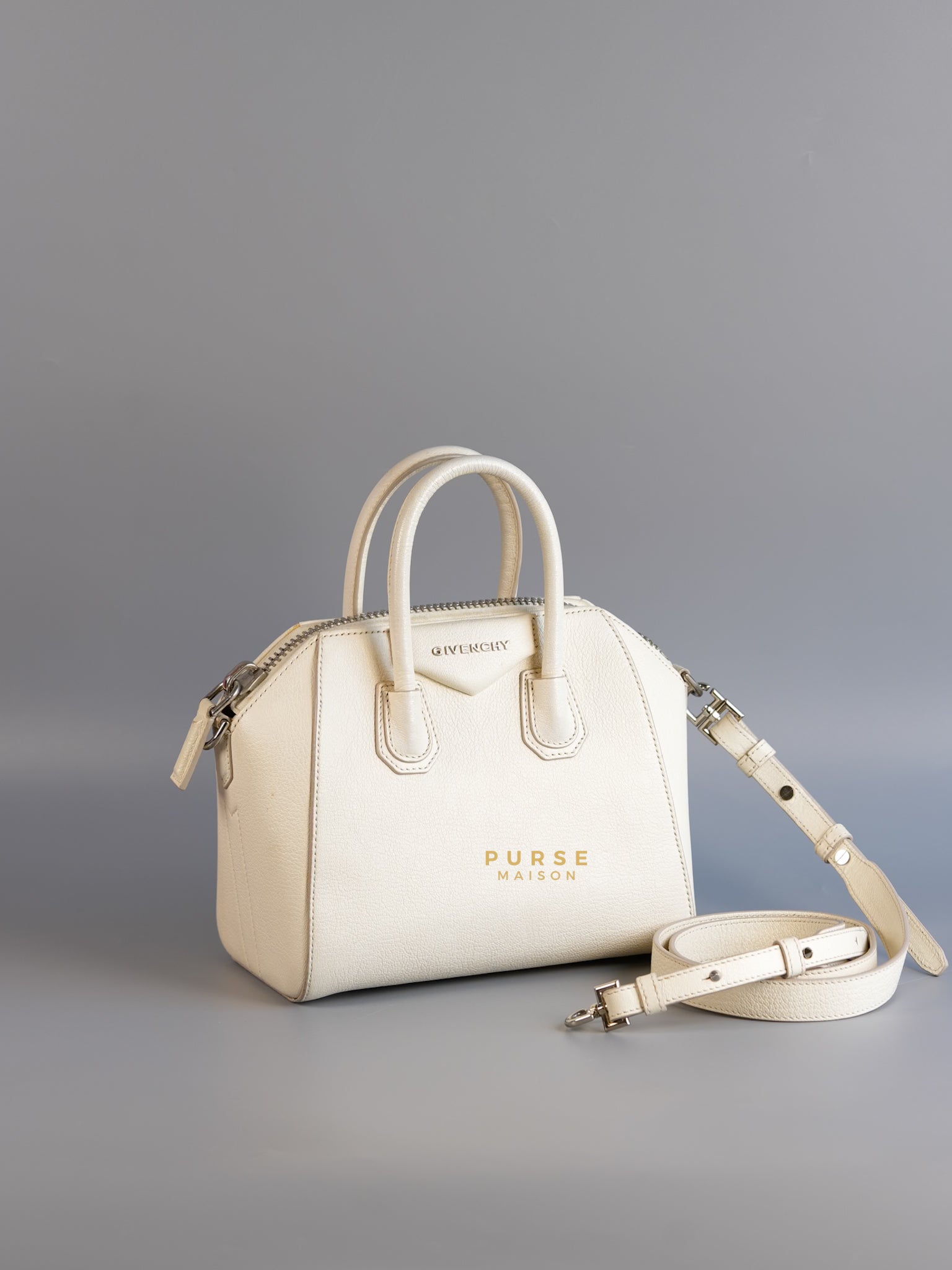 Antigona Mini Off White Goatskin | Purse Maison Luxury Bags Shop