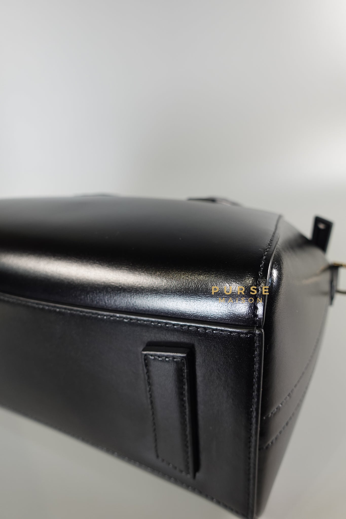 Antigona Small Black Smooth Calfskin Leather Bag | Purse Maison Luxury Bags Shop