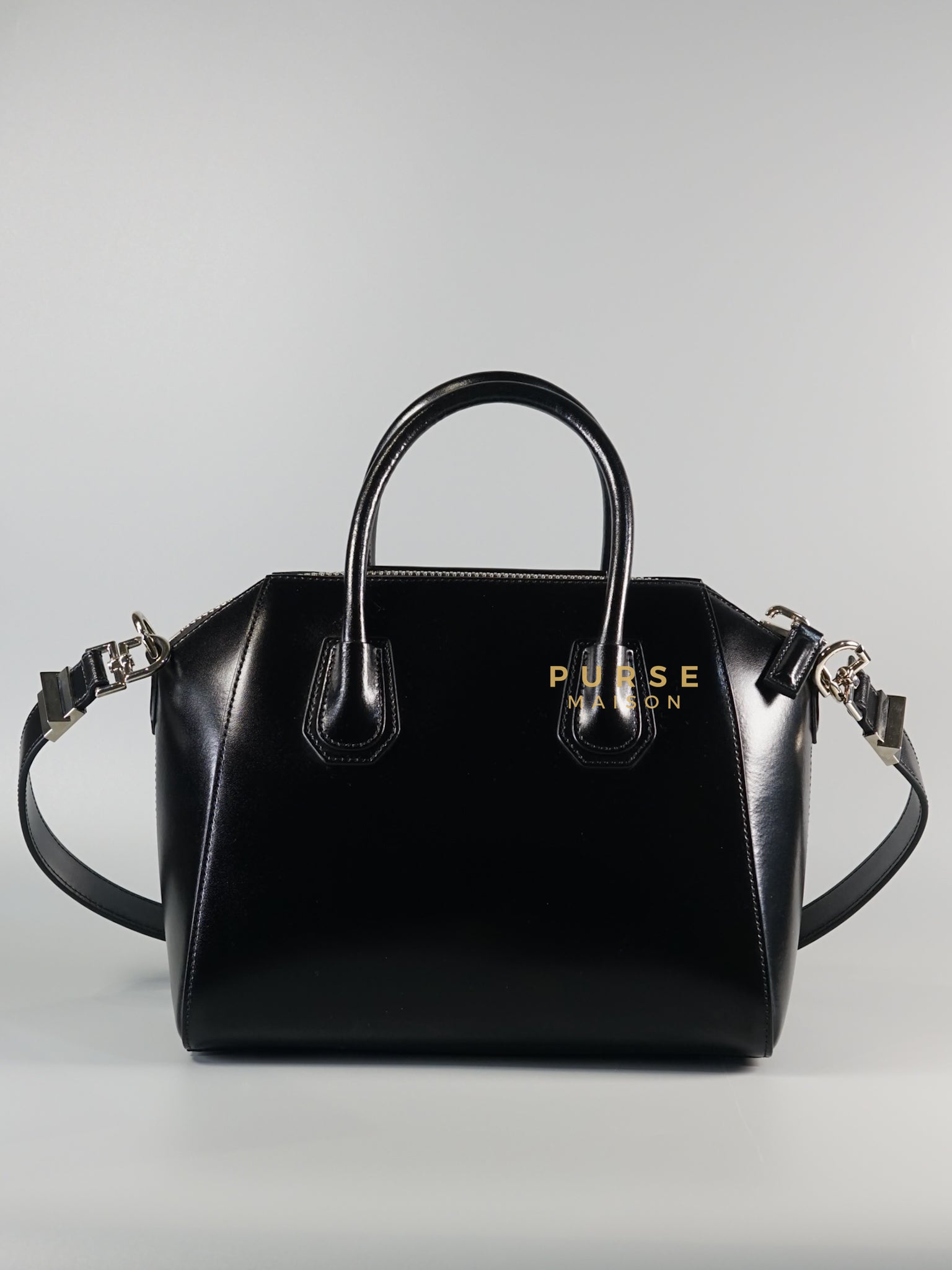 Antigona Small Black Smooth Calfskin Leather Bag | Purse Maison Luxury Bags Shop