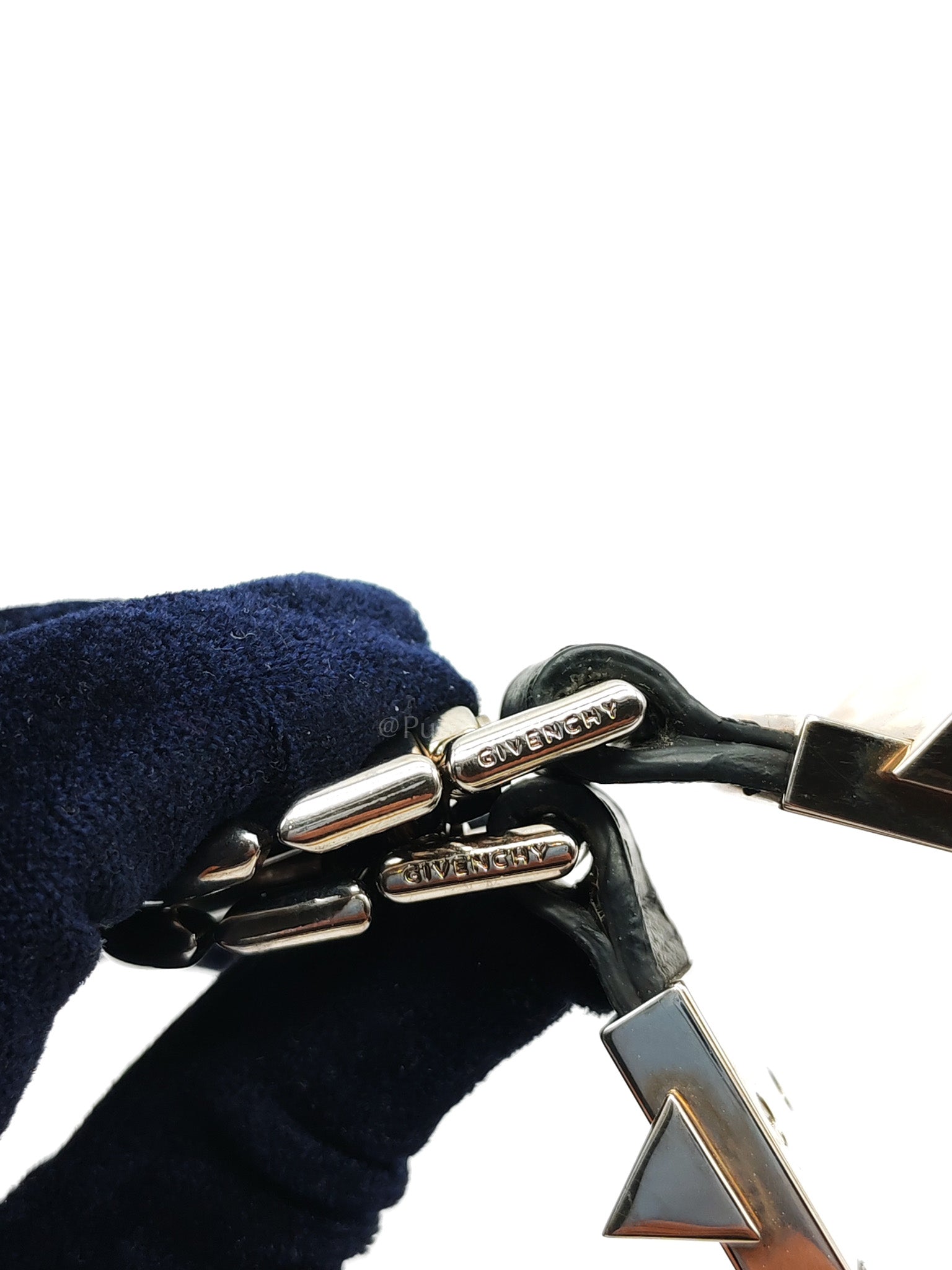 Antigona Small in Back Goatskin Leather Silver Hardware | Purse Maison Luxury Bags Shop