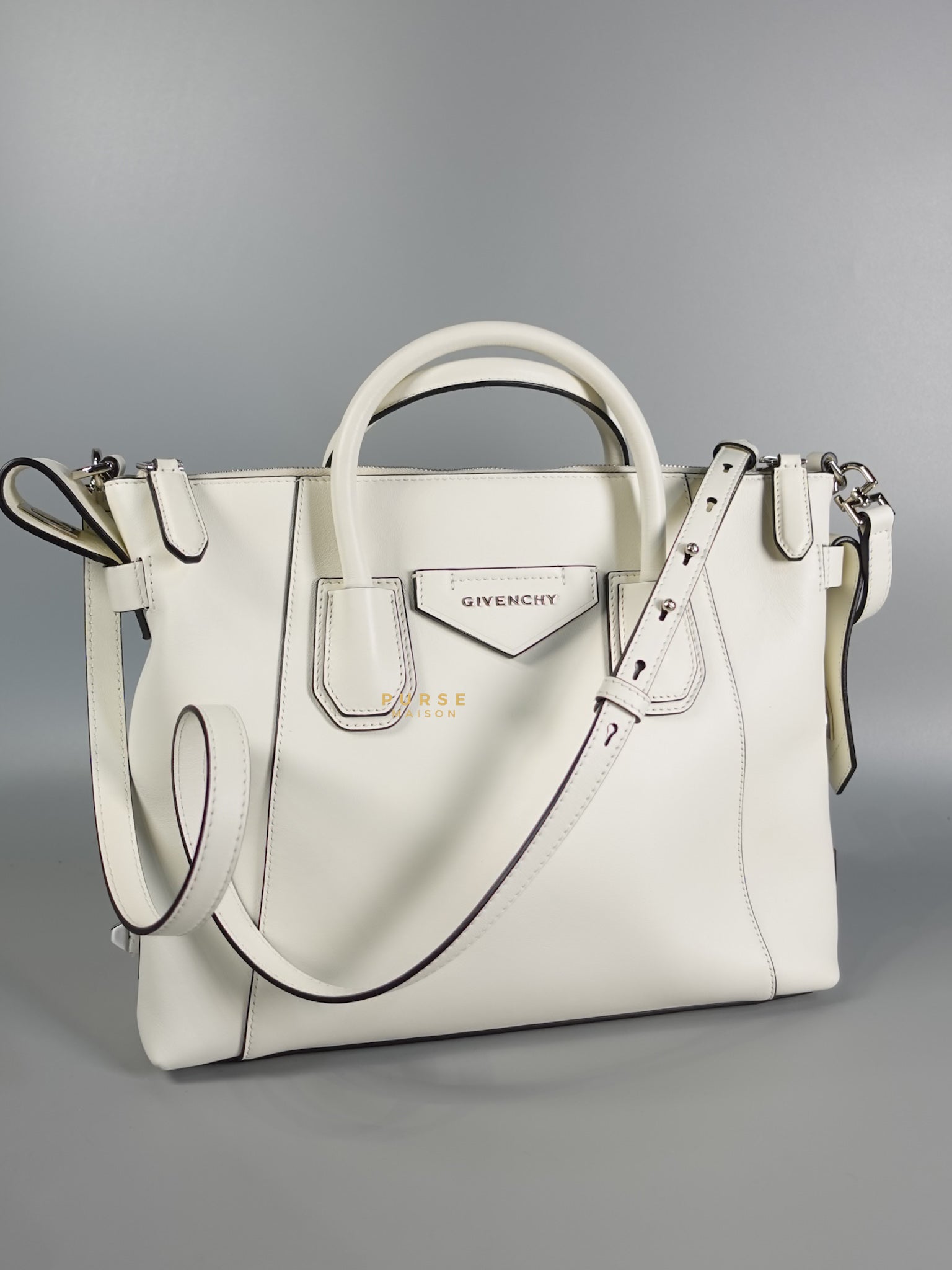 Antigona Soft Small White Calfskin Leather | Purse Maison Luxury Bags Shop