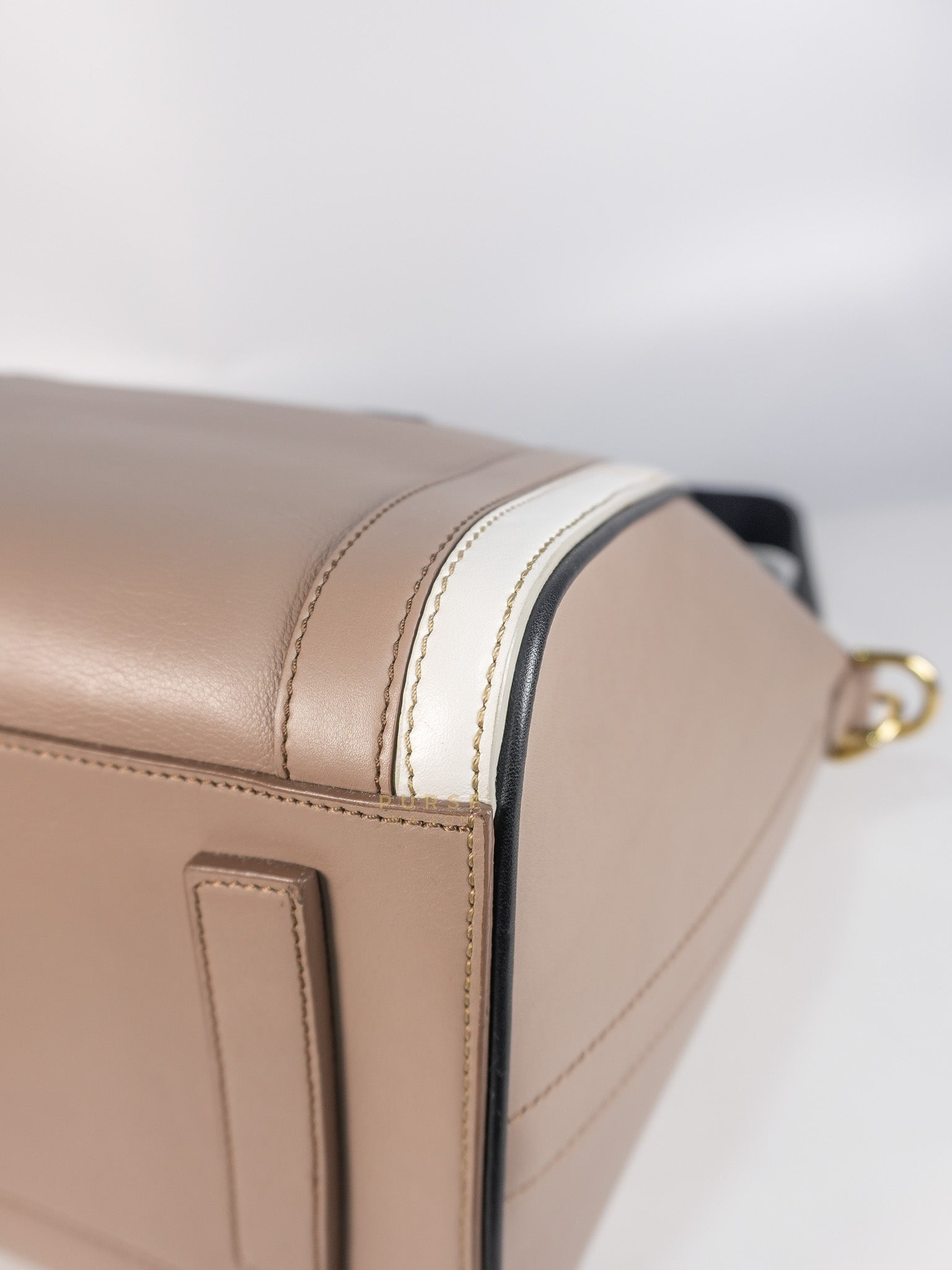 Antigona Tri-color Medium in Black/White/Beige Calfskin Leather | Purse Maison Luxury Bags Shop