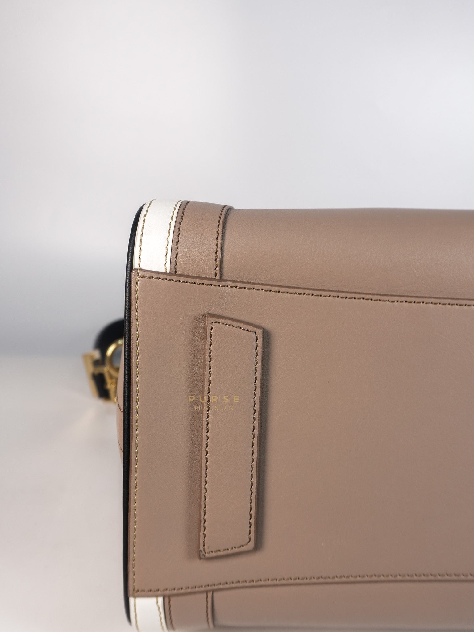 Antigona Tri-color Medium in Black/White/Beige Calfskin Leather | Purse Maison Luxury Bags Shop