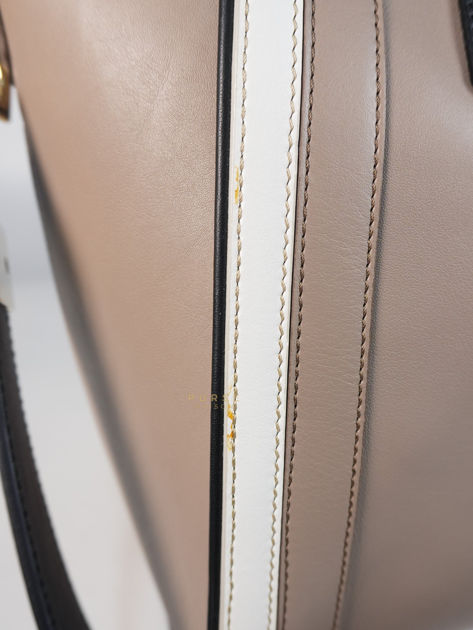 Antigona Tri-color Medium in Black/White/Beige Calfskin Leather | Purse Maison Luxury Bags Shop