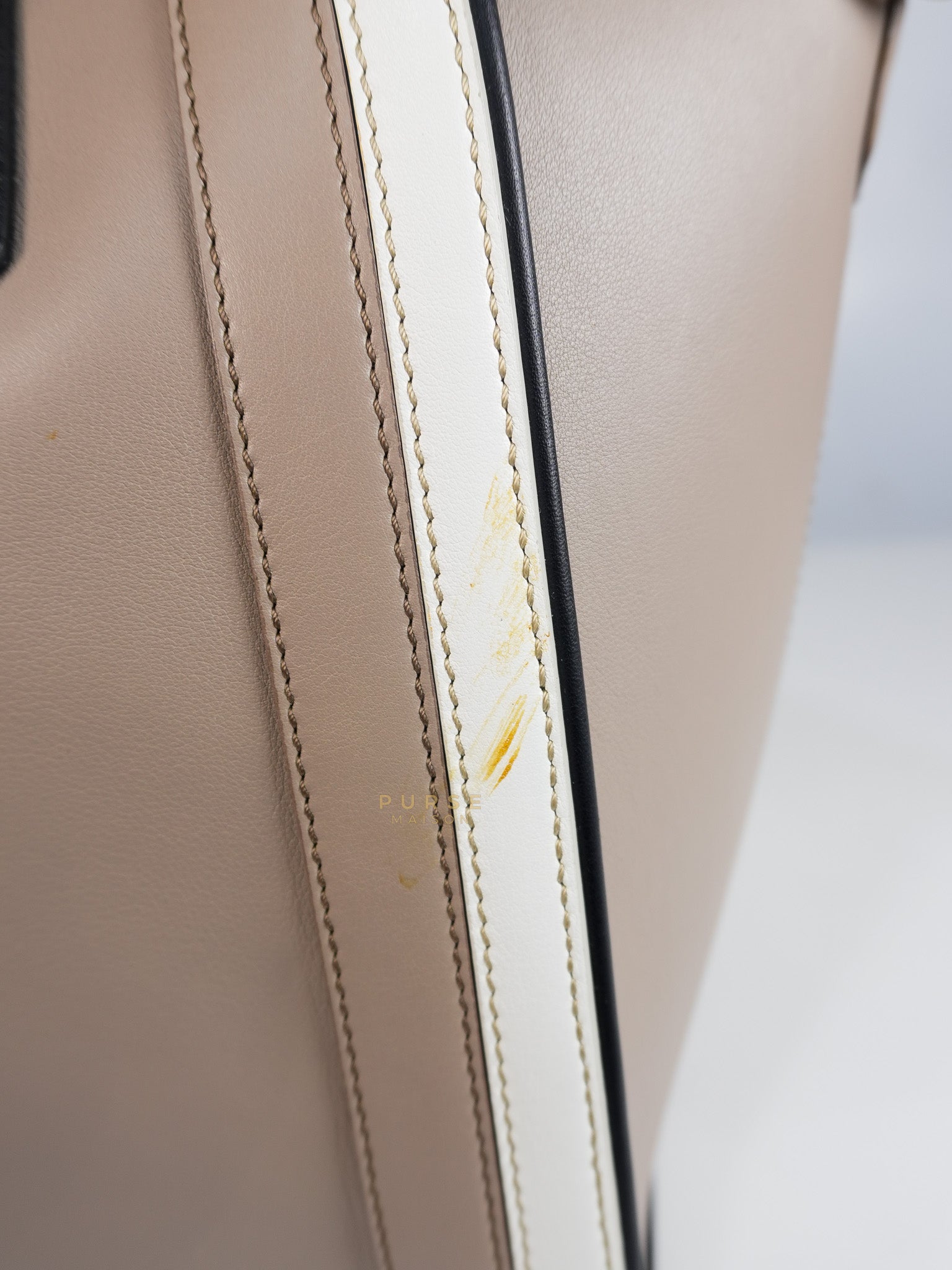 Antigona Tri-color Medium in Black/White/Beige Calfskin Leather | Purse Maison Luxury Bags Shop