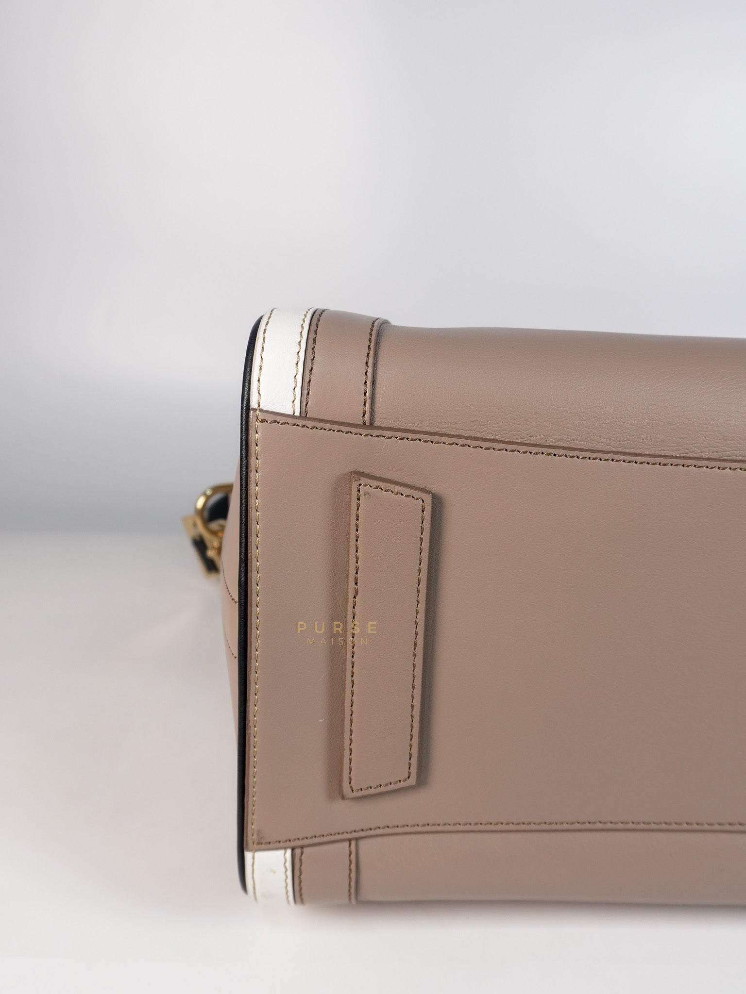 Antigona Tri-color Medium in Black/White/Beige Calfskin Leather | Purse Maison Luxury Bags Shop