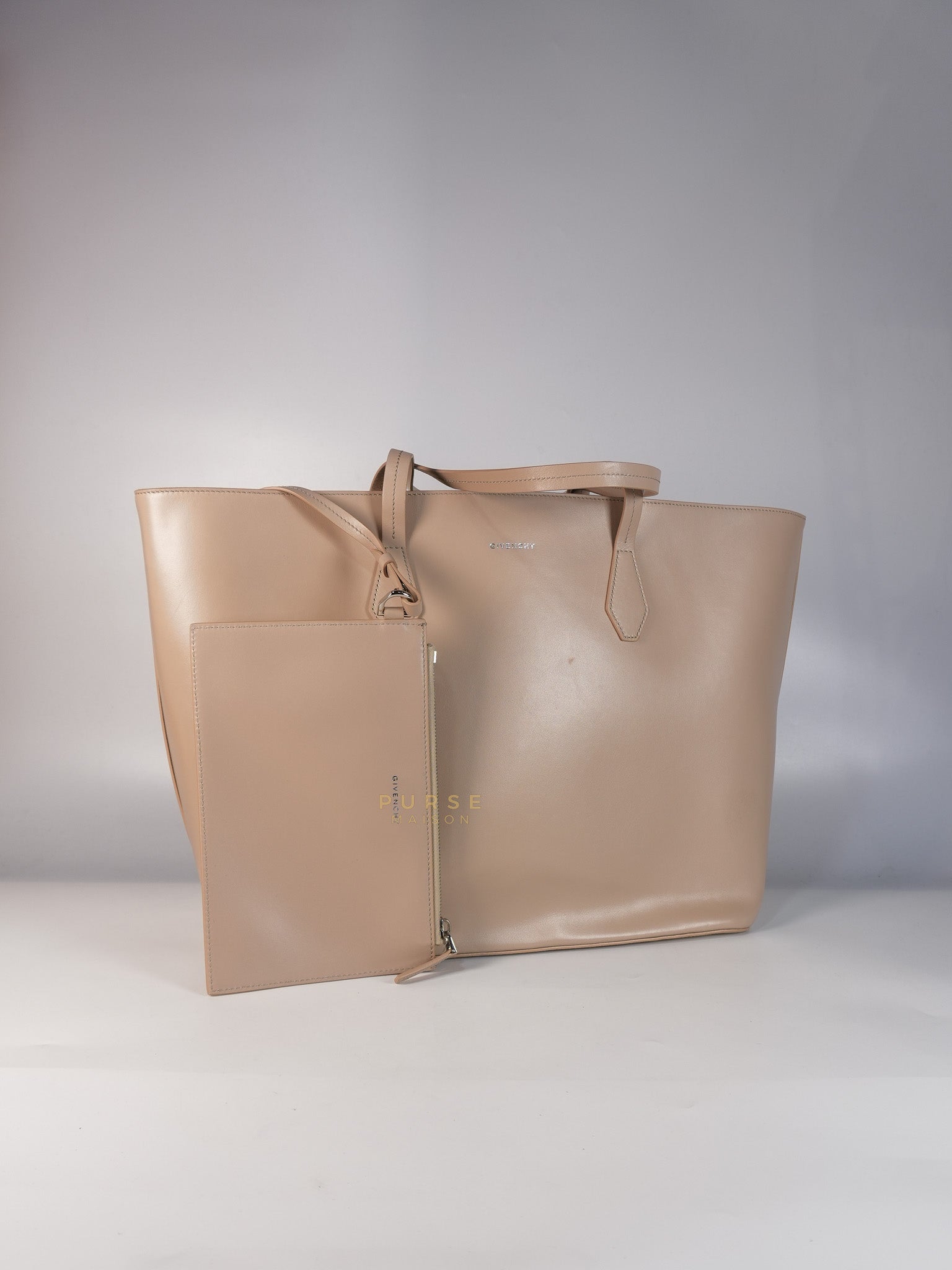Antigona Wing Tote Bag Large in Light Beige Calfskin Leather | Purse Maison Luxury Bags Shop