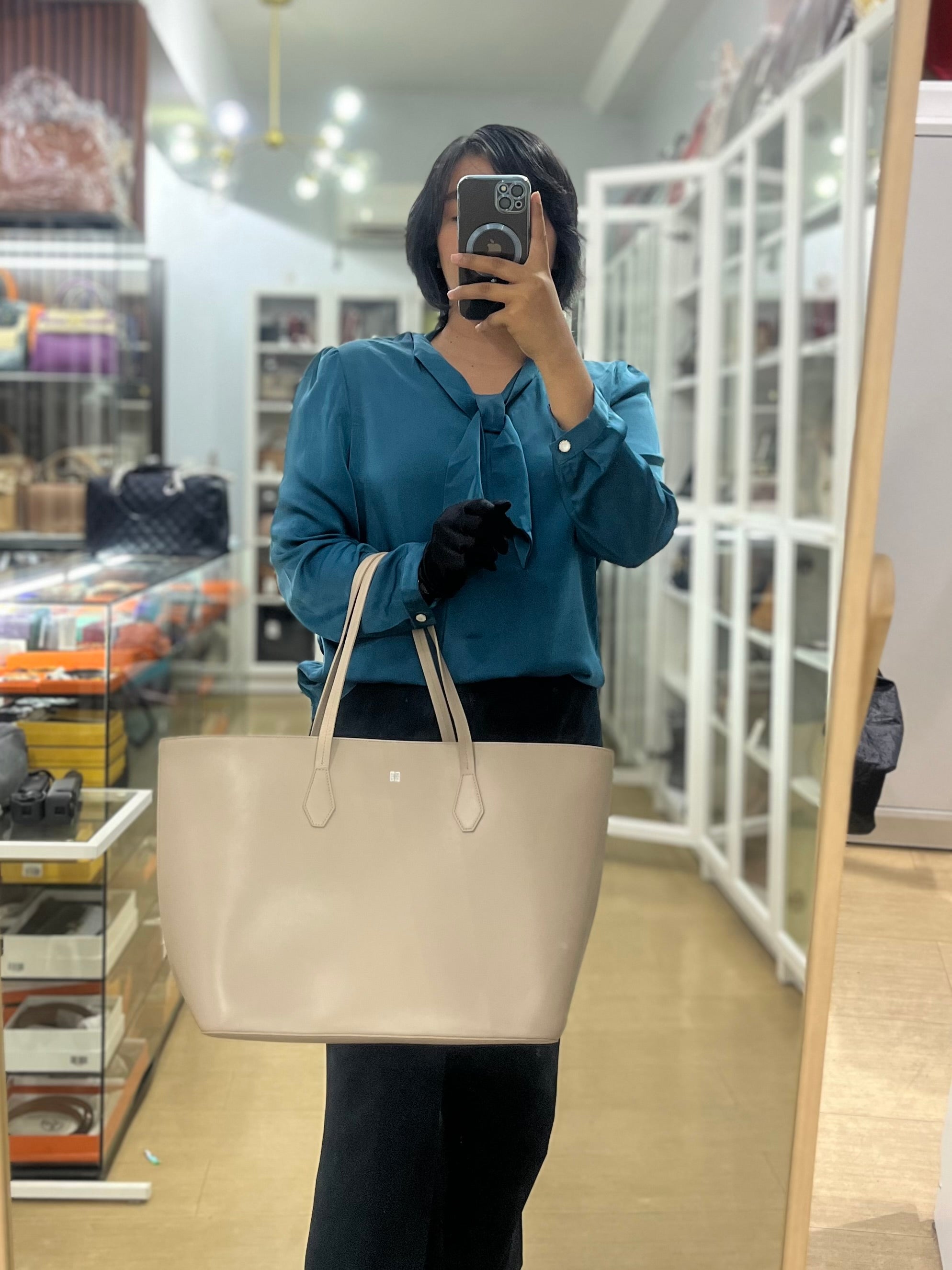 Soft Leather Tote Bag Large Leather Pocketbooks Antigona Soft