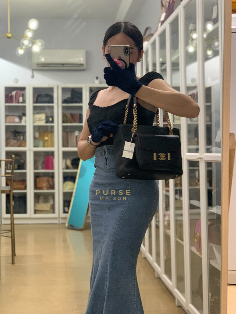 Archi Chic Small Shopping Tote in Black Quilted Grained Calfskin Leather & Aged Gold Hardware (Series 25) | Purse Maison Luxury Bags Shop