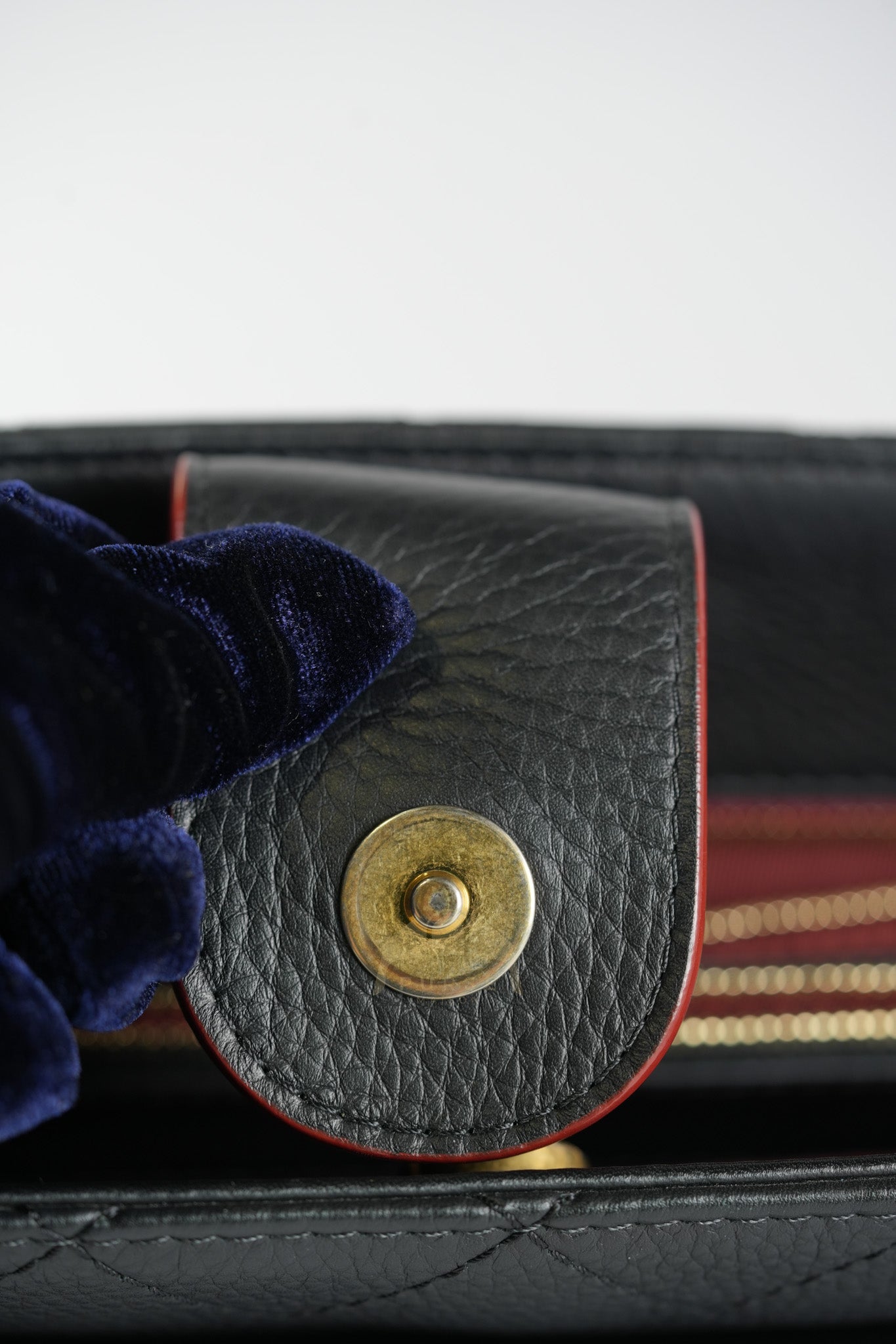 Archi Chic Small Shopping Tote in Black Quilted Grained Calfskin Leather Aged Gold Hardware (Series 25) | Purse Maison Luxury Bags Shop