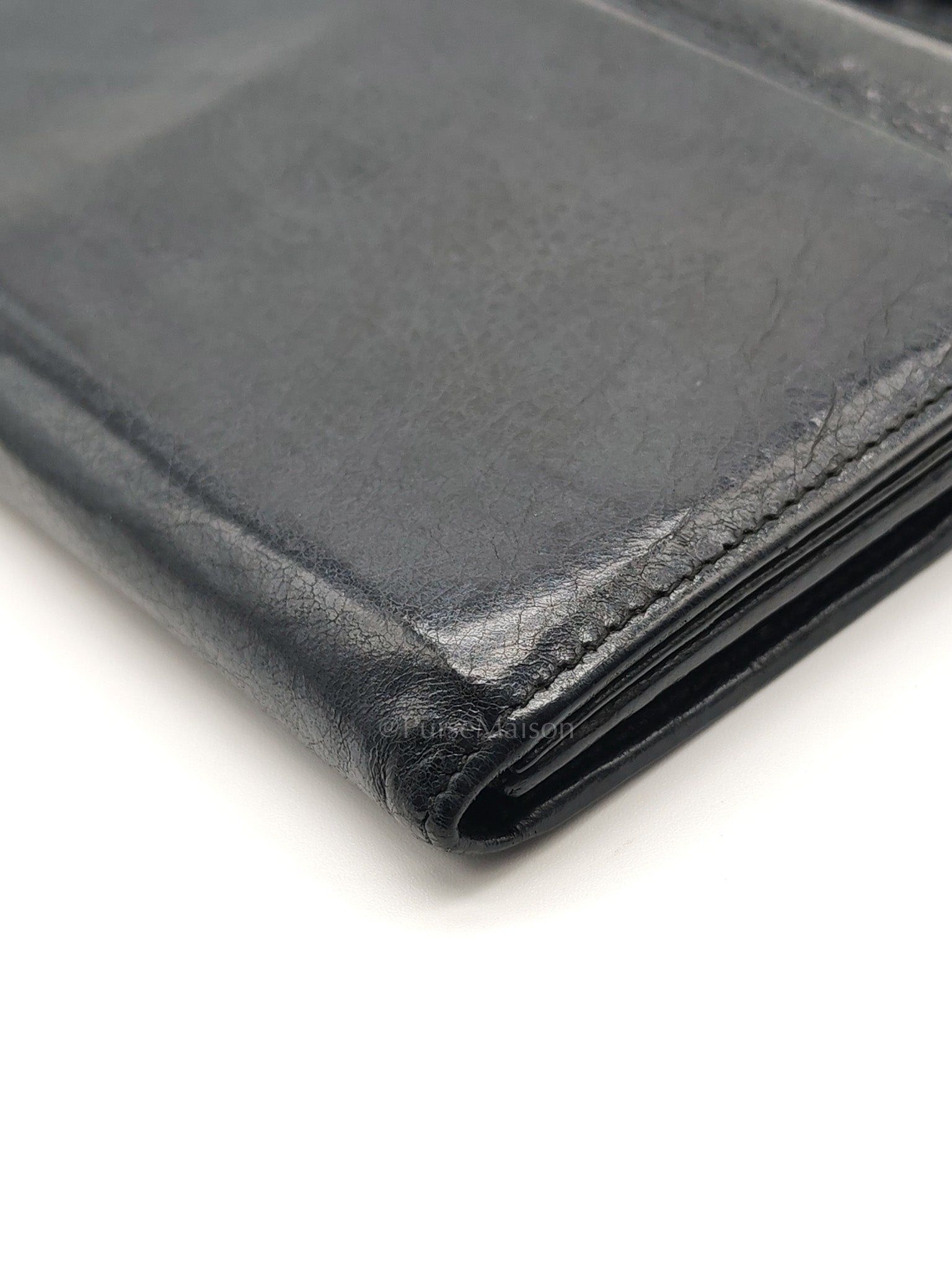 Arena Giant Continental Wallet in Black Leather | Purse Maison Luxury Bags Shop