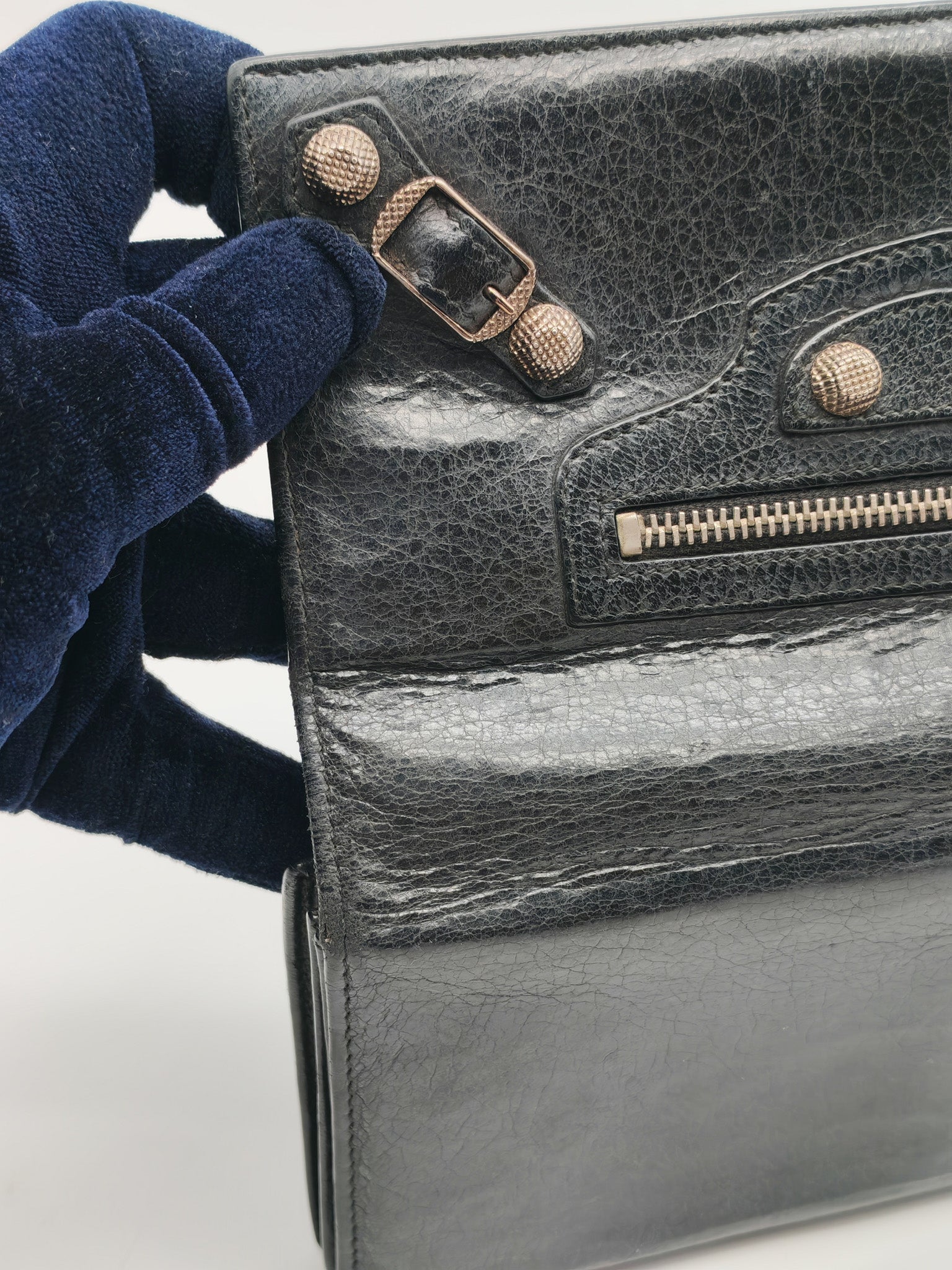 Arena Giant Continental Wallet in Black Leather | Purse Maison Luxury Bags Shop