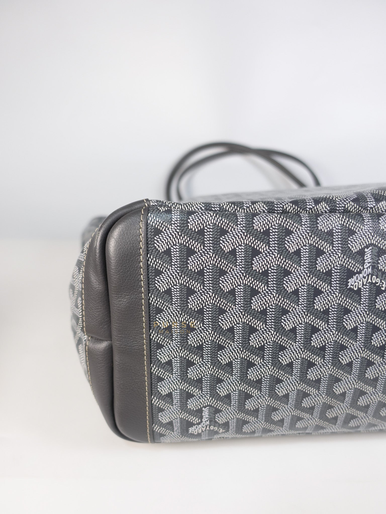 Artois MM Tote Bag in Gray Goyardine Canvas | Purse Maison Luxury Bags Shop