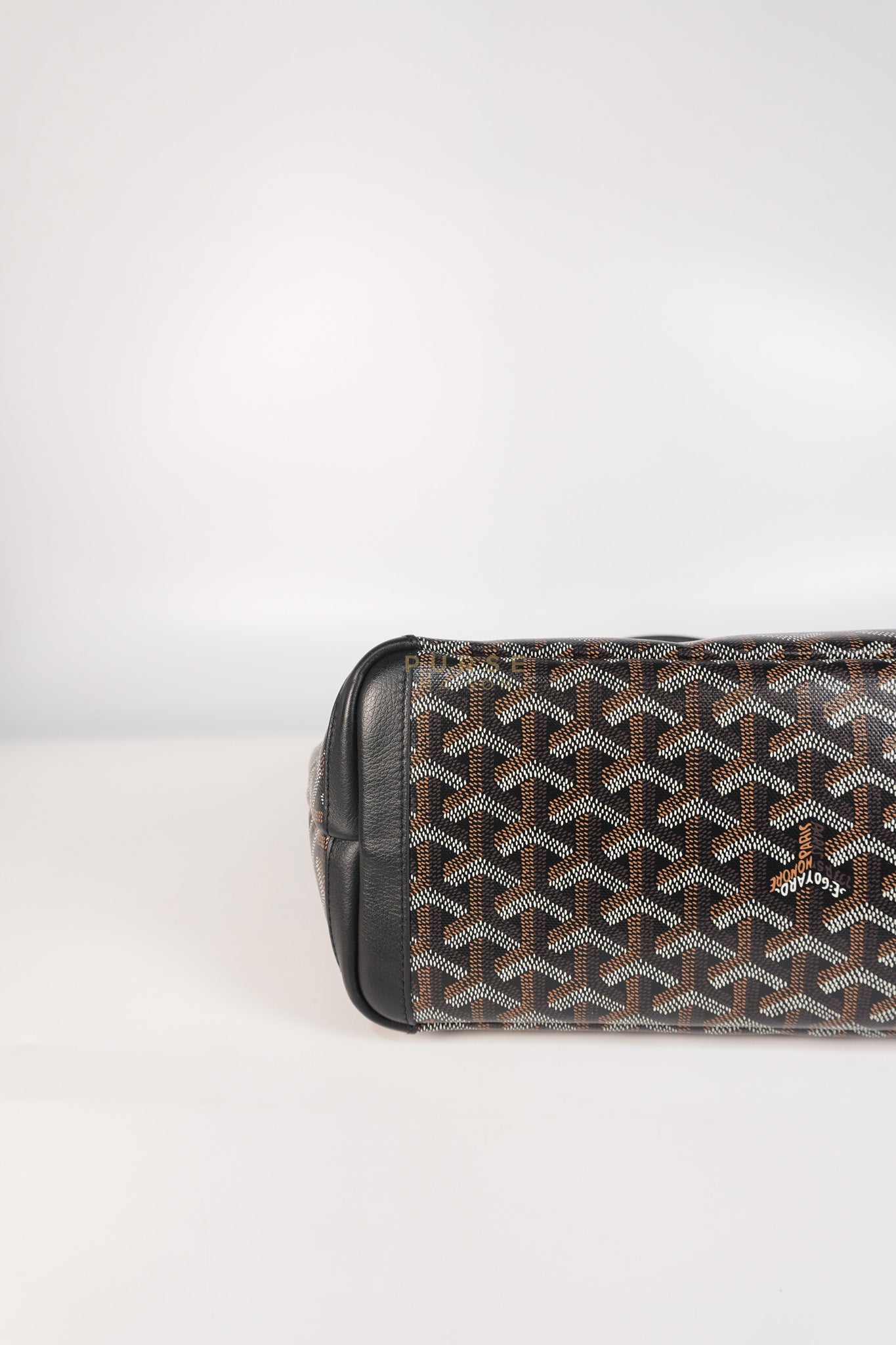 Artois PM in Black Goyardine Canvas | Purse Maison Luxury Bags Shop