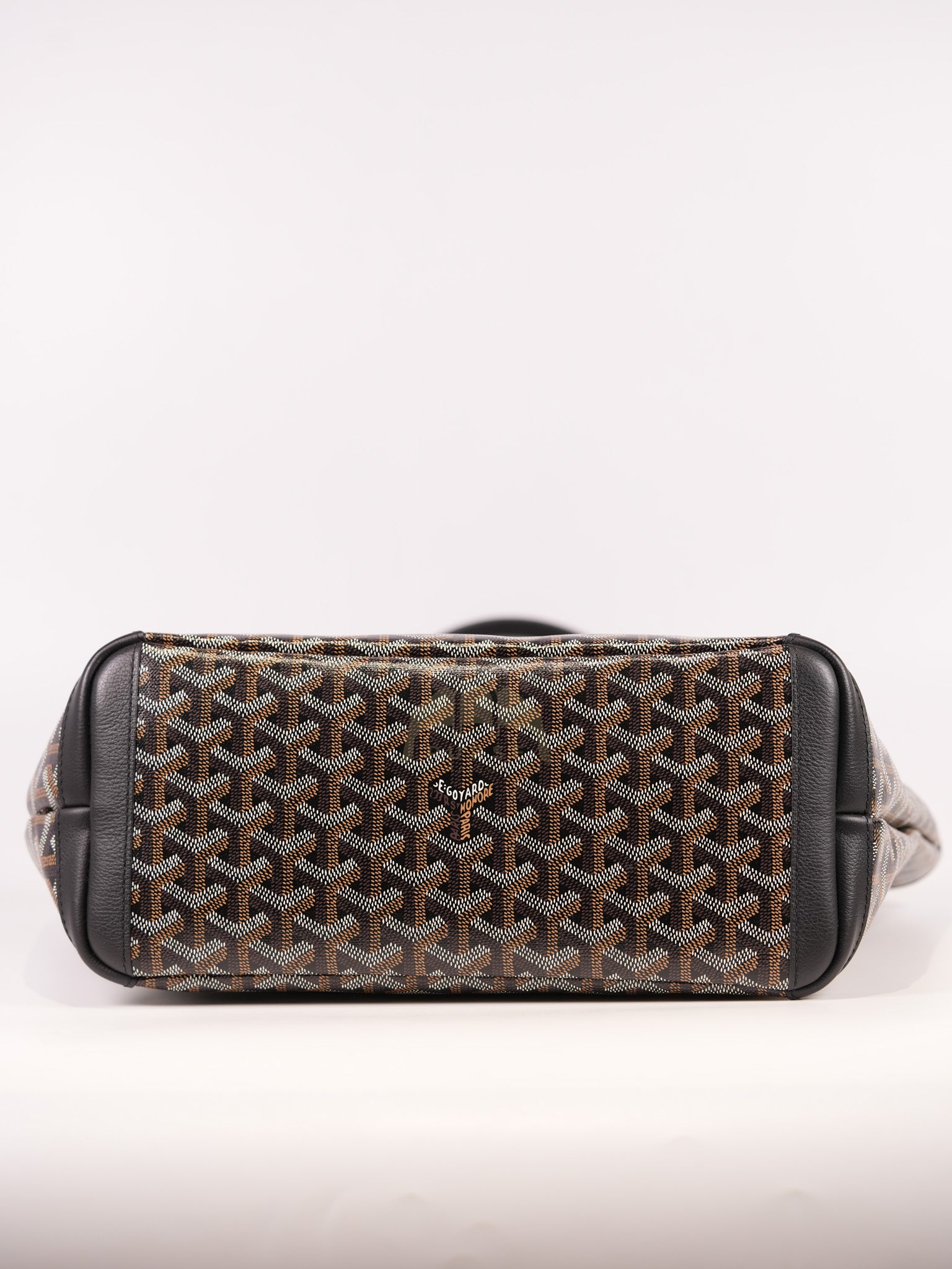 Artois PM in Black Goyardine Canvas | Purse Maison Luxury Bags Shop