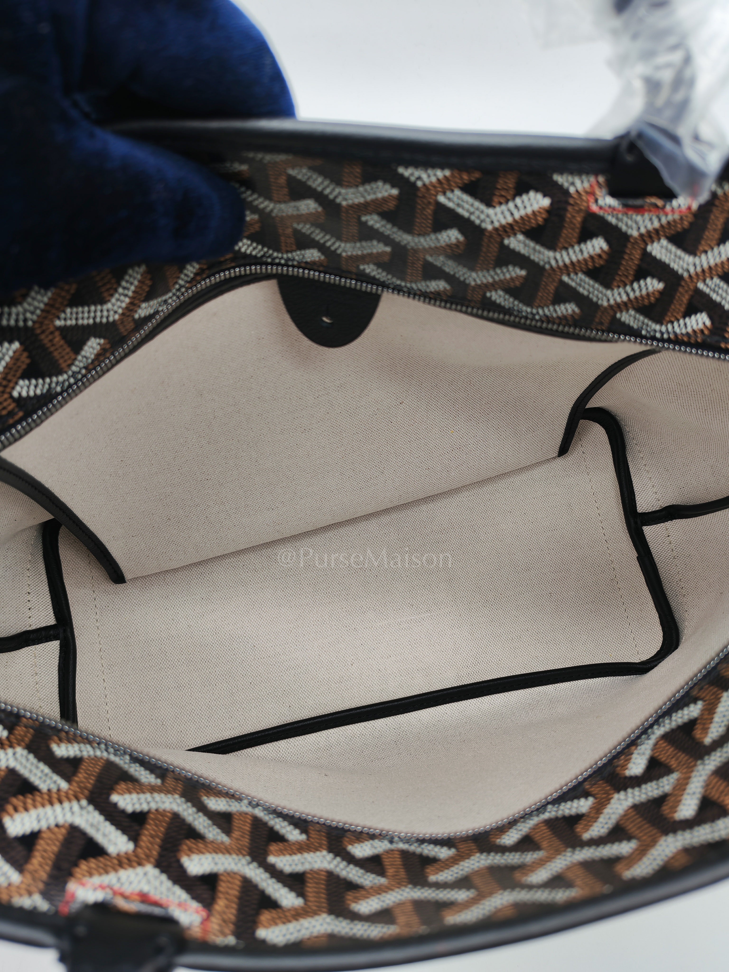 Artois PM Tote in Black Goyardine Canvas | Purse Maison Luxury Bags Shop