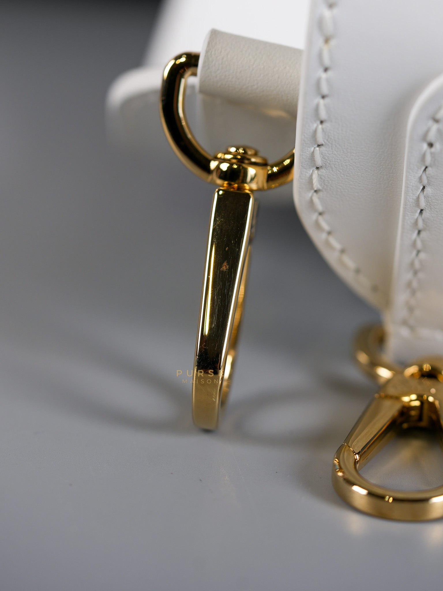 Arty Cappucines Limited Edition BB in White Taurillon Cowhide Leather (Microchip) | Purse Maison Luxury Bags Shop