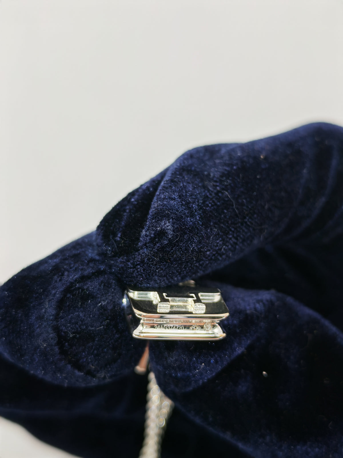 Hermes Amulette Constance Pendant