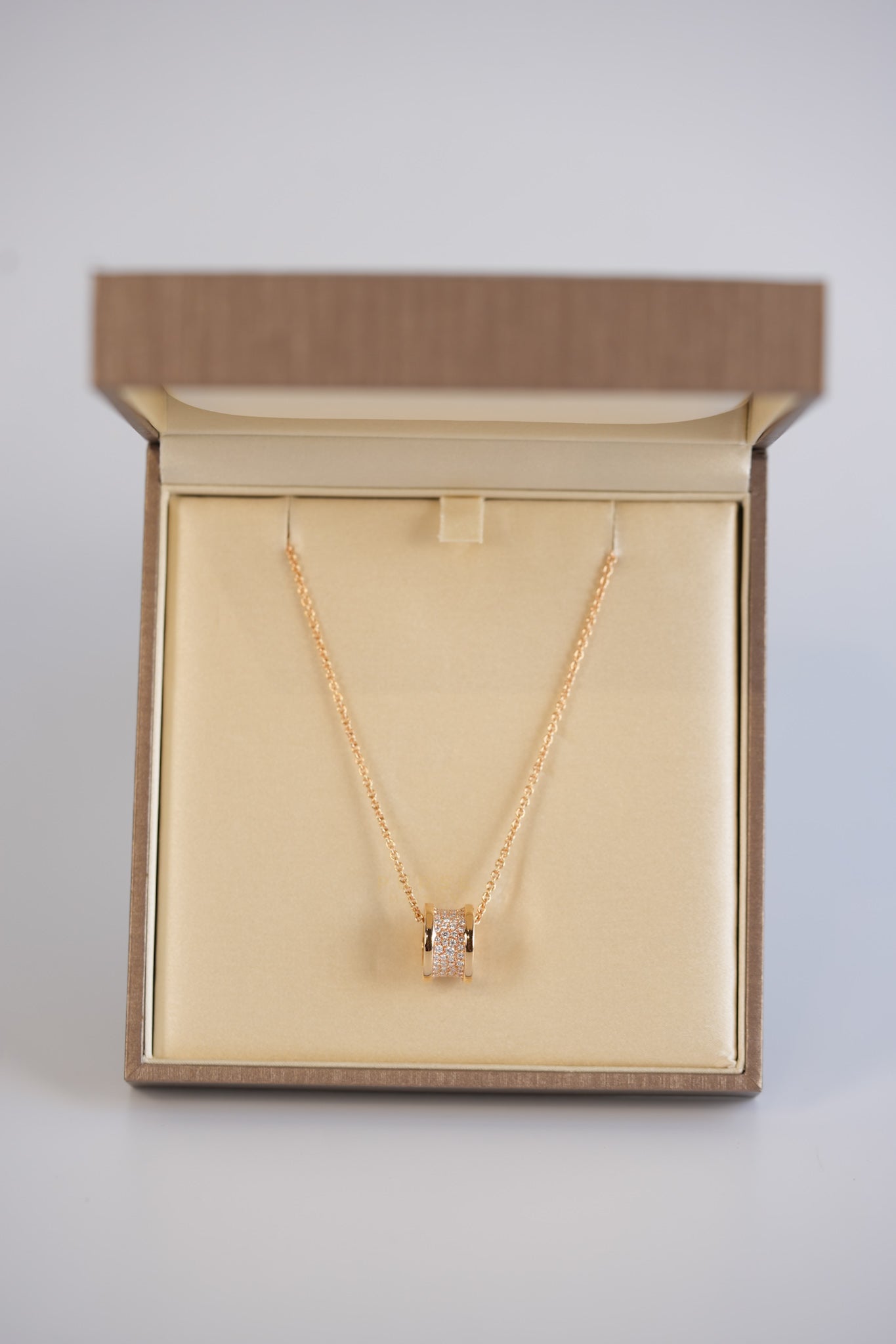 B. Zero 1 Rose Gold Necklace | Purse Maison Luxury Bags Shop