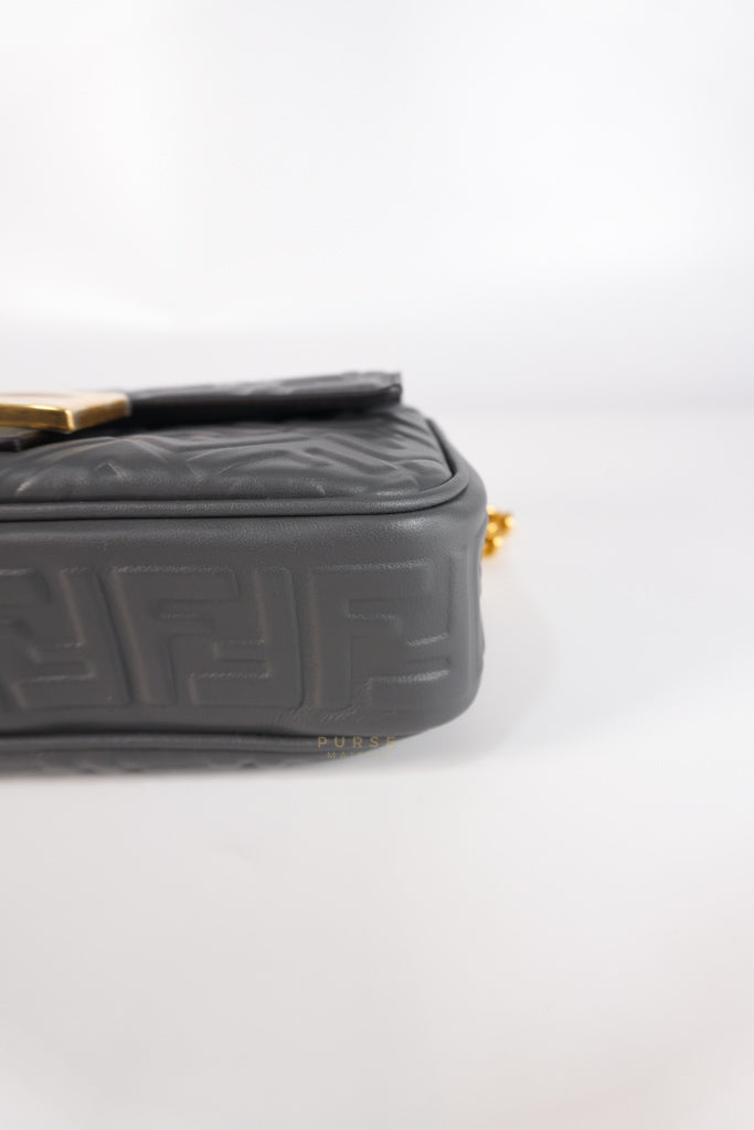 Baguette Small in Chain Midi Nappa Embossed Leather | Purse Maison Luxury Bags Shop