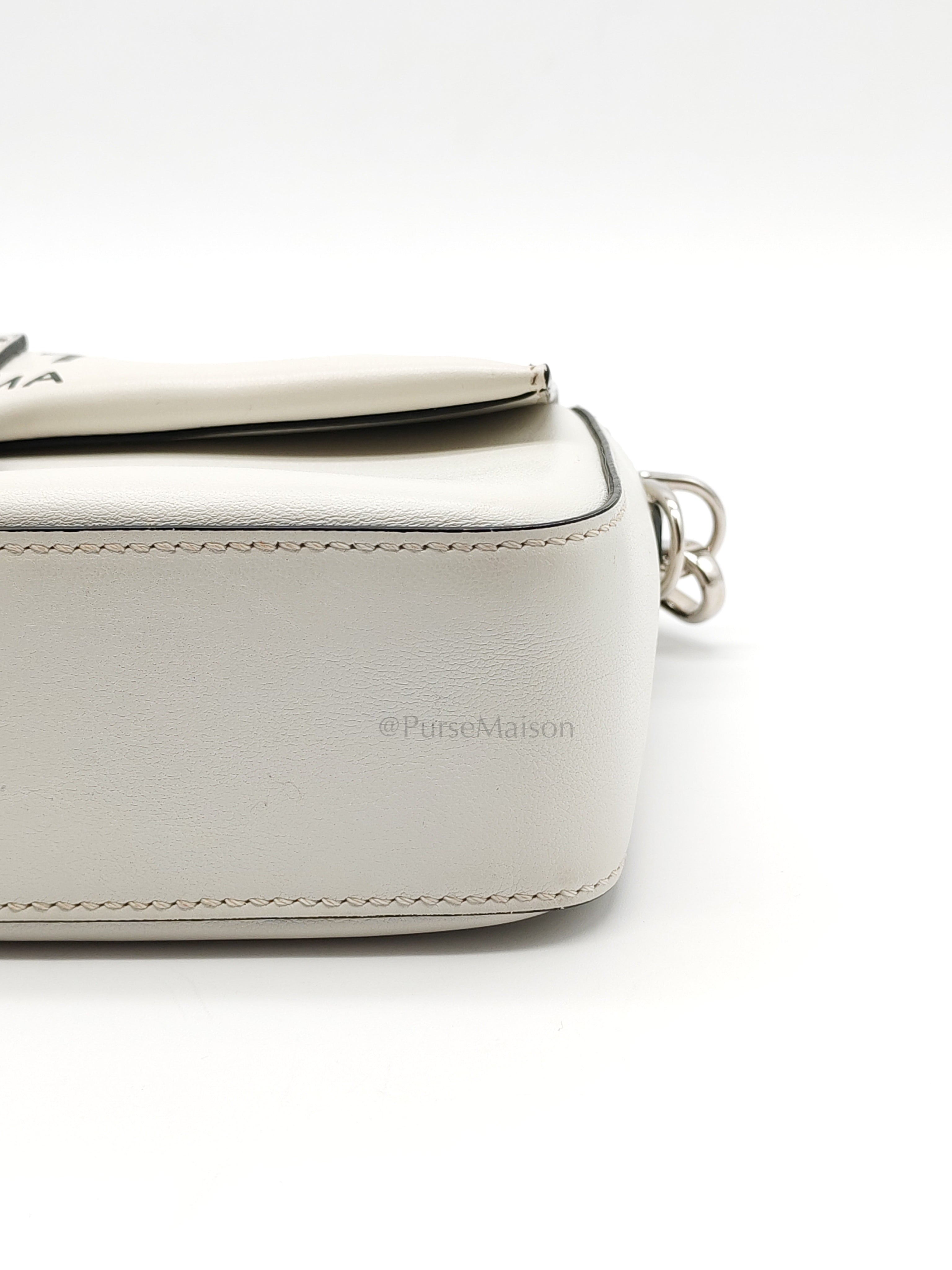 Baguette Vitello Nappa Leather in White Shoulder Bag | Purse Maison Luxury Bags Shop