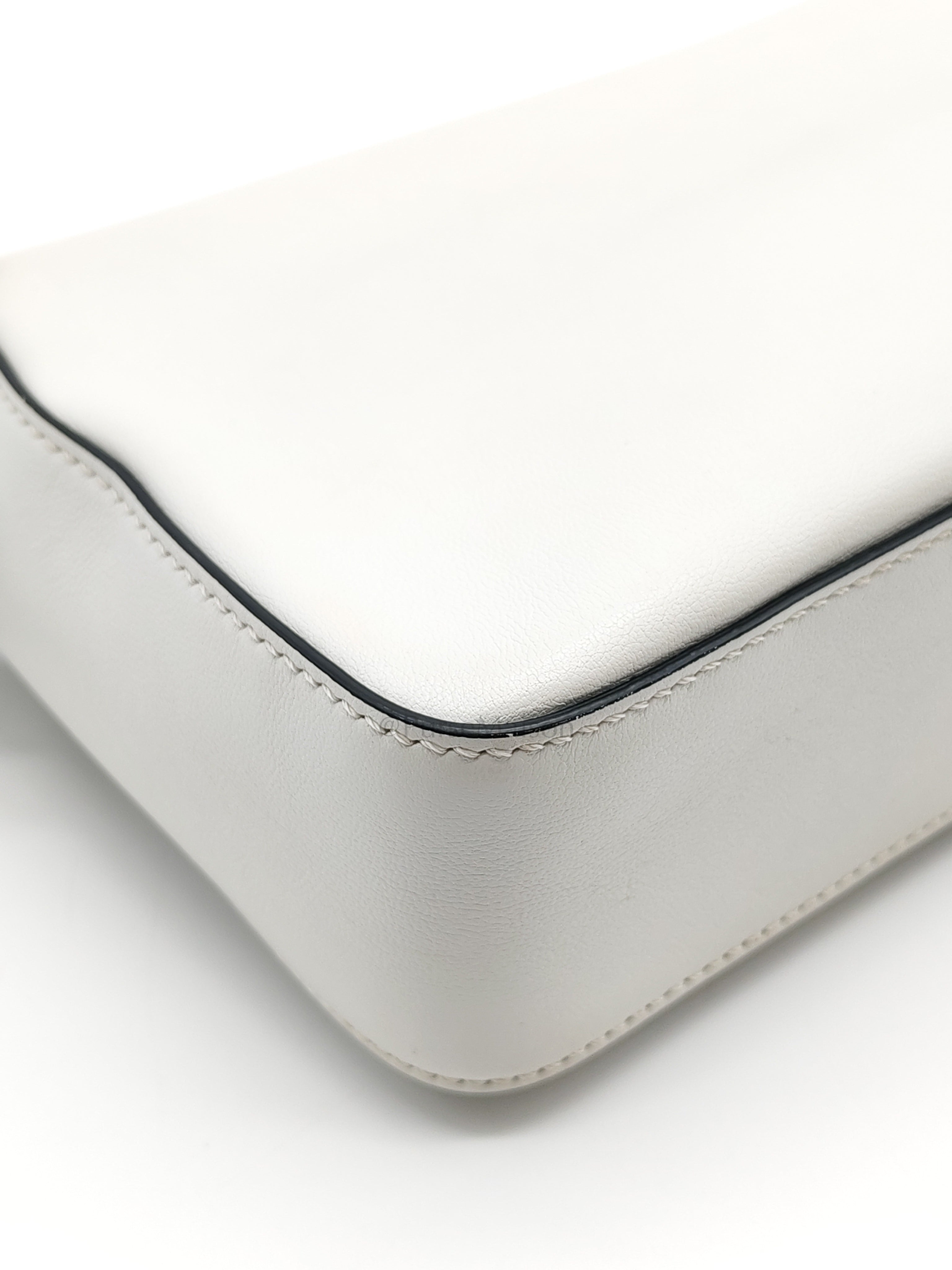 Baguette Vitello Nappa Leather in White Shoulder Bag | Purse Maison Luxury Bags Shop
