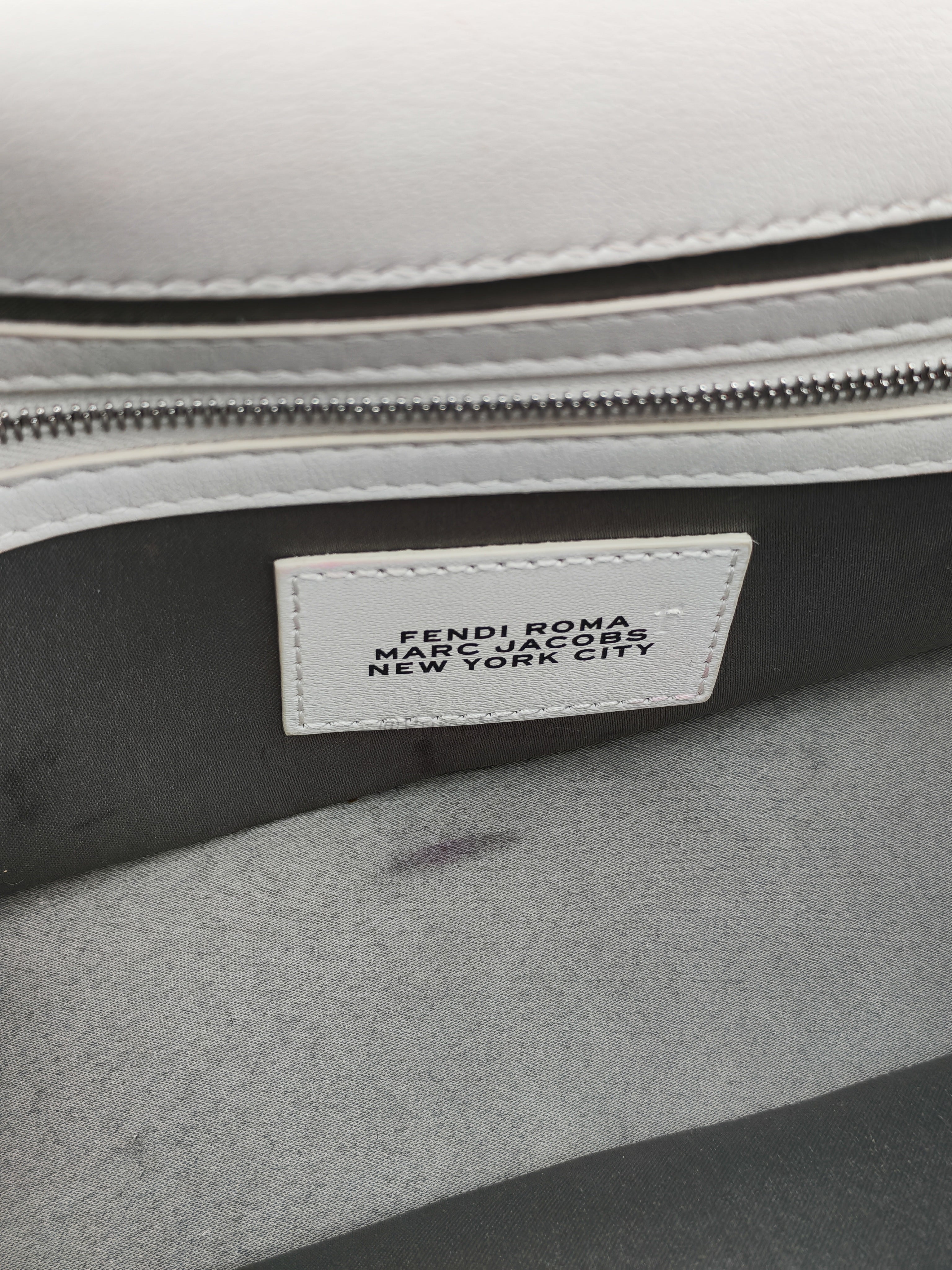 Baguette Vitello Nappa Leather in White Shoulder Bag | Purse Maison Luxury Bags Shop