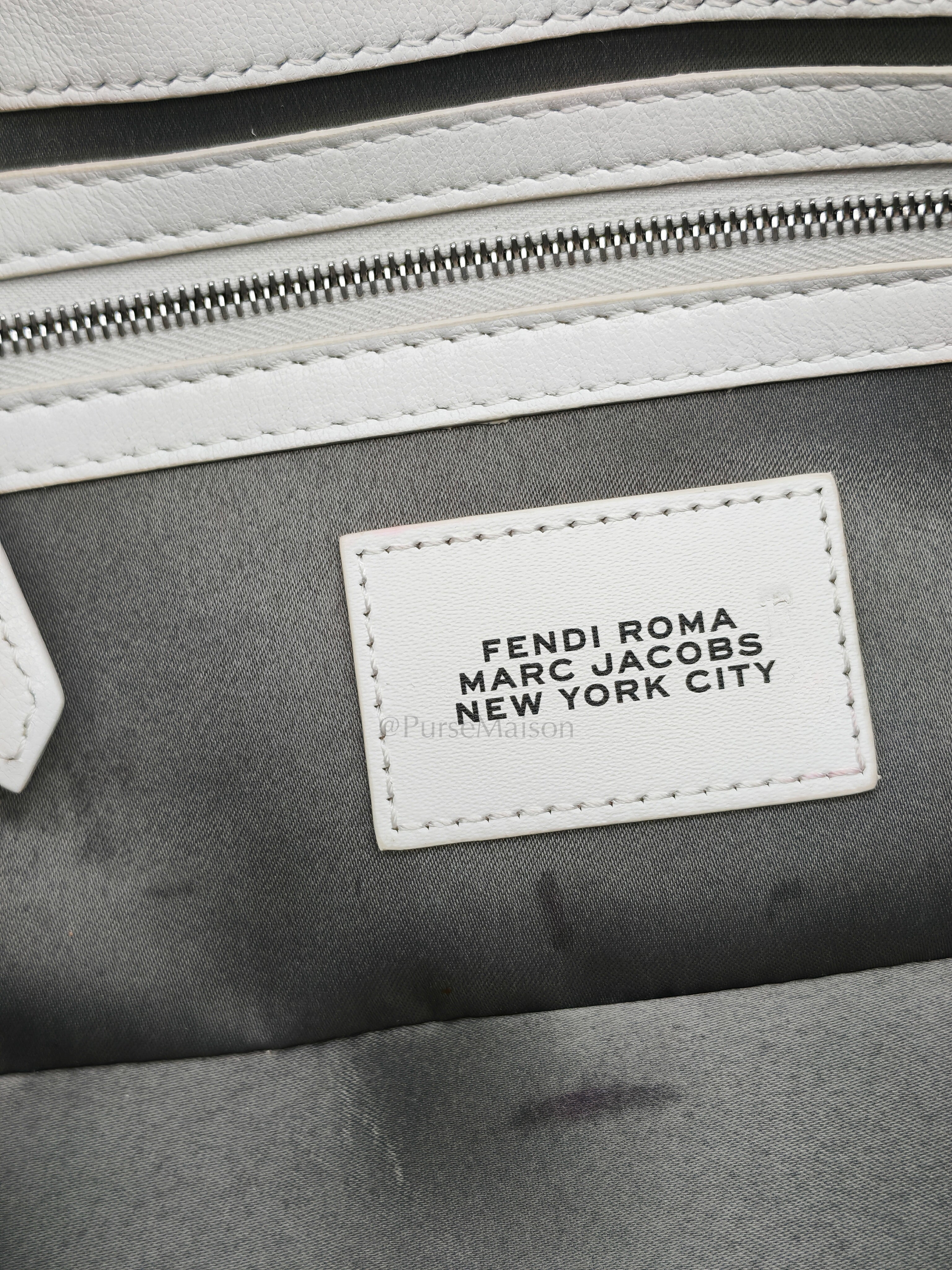 Baguette Vitello Nappa Leather in White Shoulder Bag | Purse Maison Luxury Bags Shop