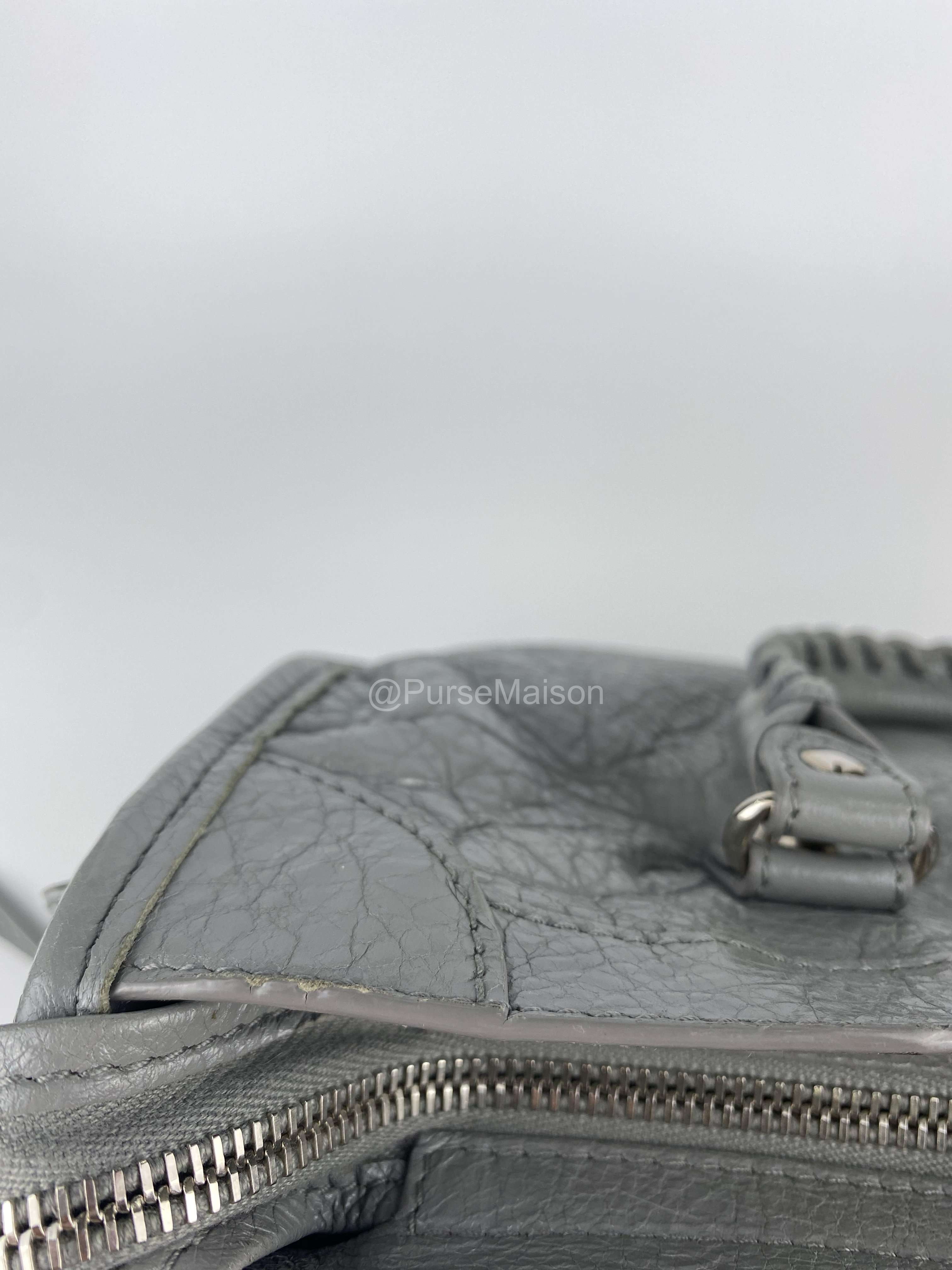 Balenciaga Classic city Small Bag in lambskin silver hardware