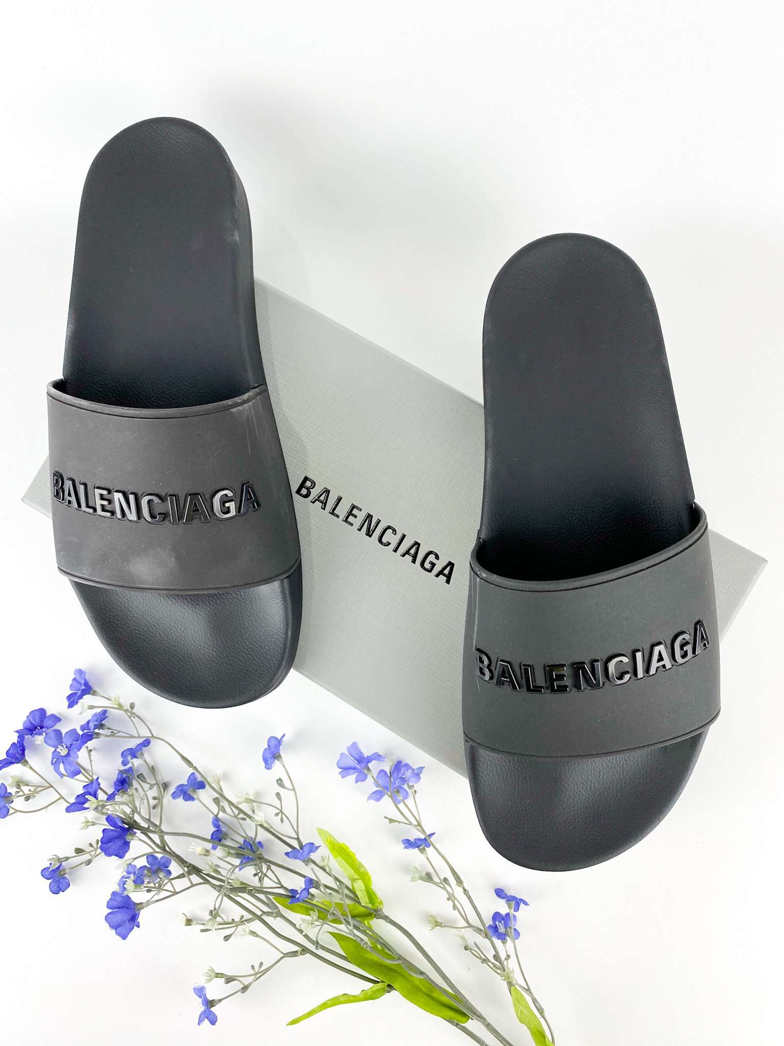 Balenciaga Pool Slide Rubber with Shiny Logo for Men (Size 43 EUR)