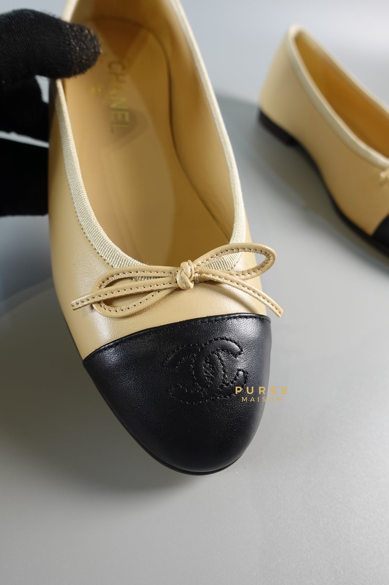 Ballerina Calfskin Cream Flats Size 39 EUR (25.5cm) | Purse Maison Luxury Bags Shop