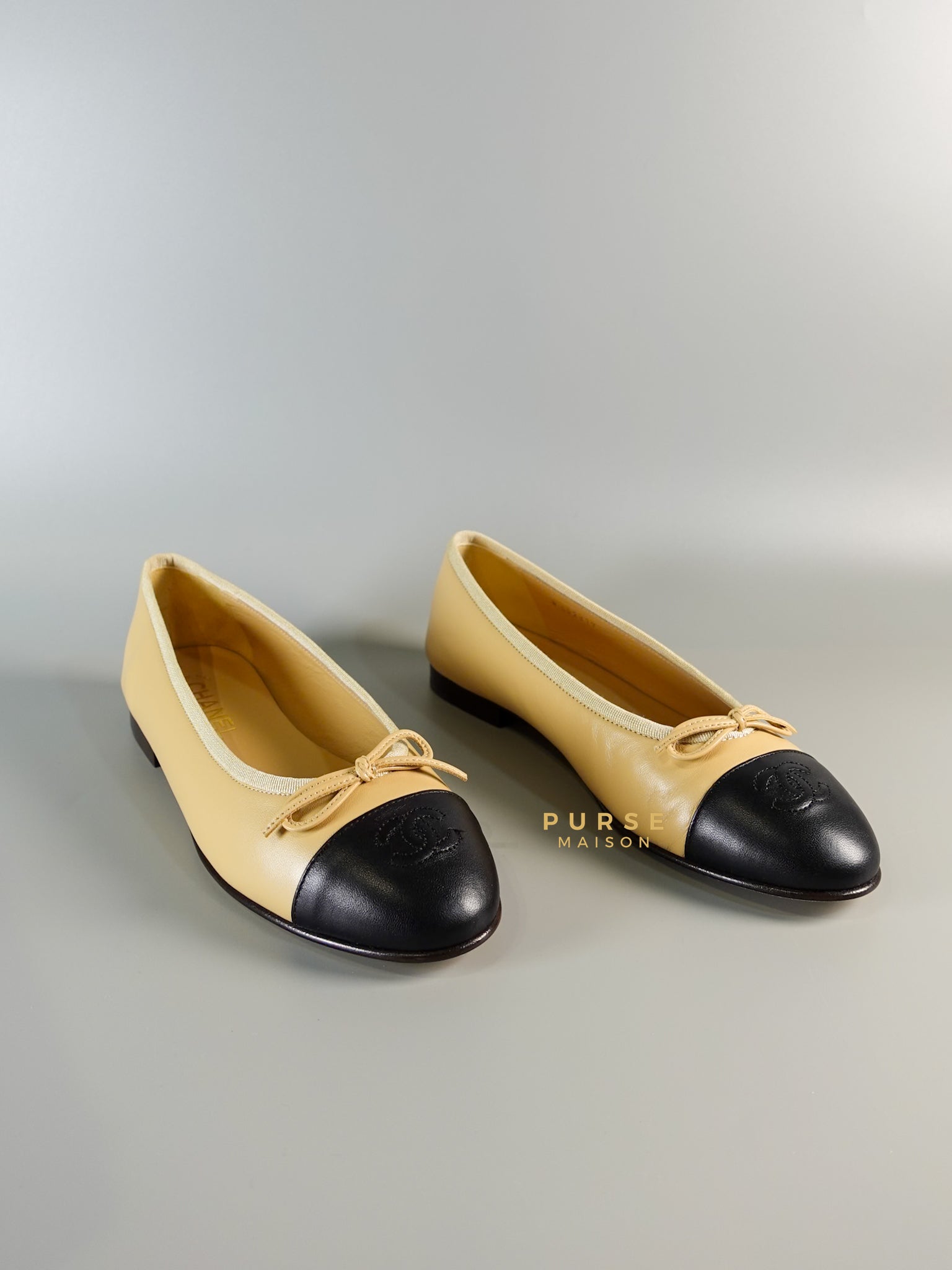 Ballerina Calfskin Cream Flats Size 39 EUR (25.5cm) | Purse Maison Luxury Bags Shop